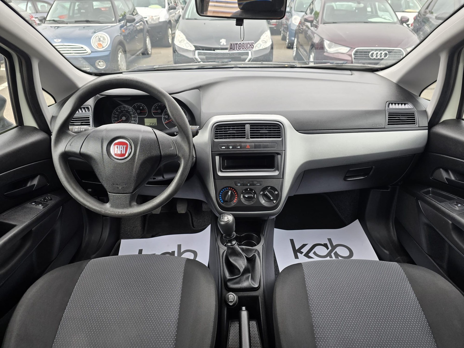 FIAT Punto 1.2 Pop Star-image-8