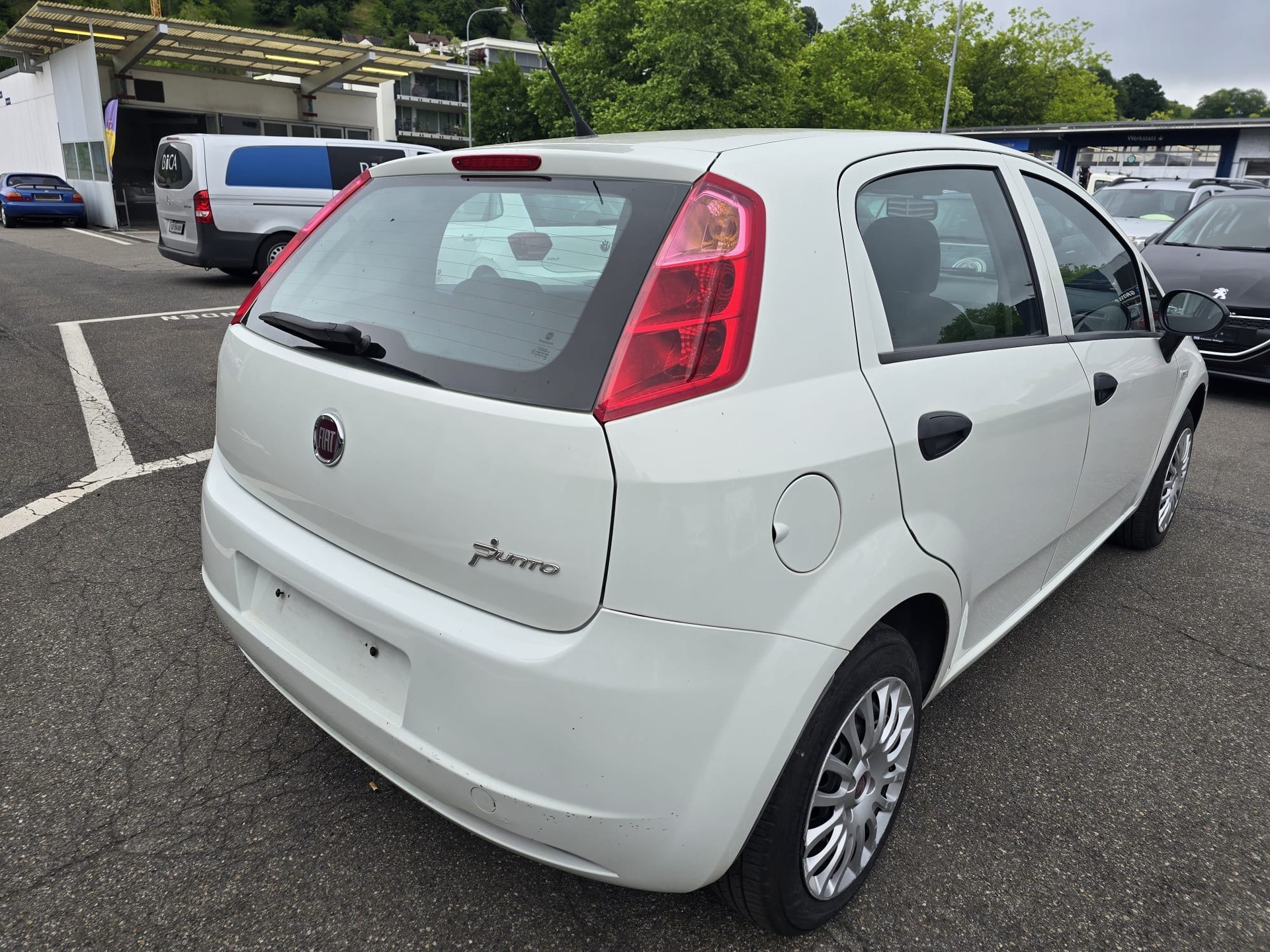 FIAT Punto 1.2 Pop Star-image-4