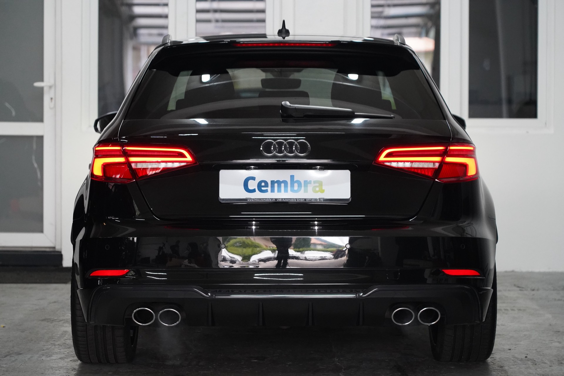 AUDI S3 Sportback 2.0 TFSI quattro S-tronic-image-7