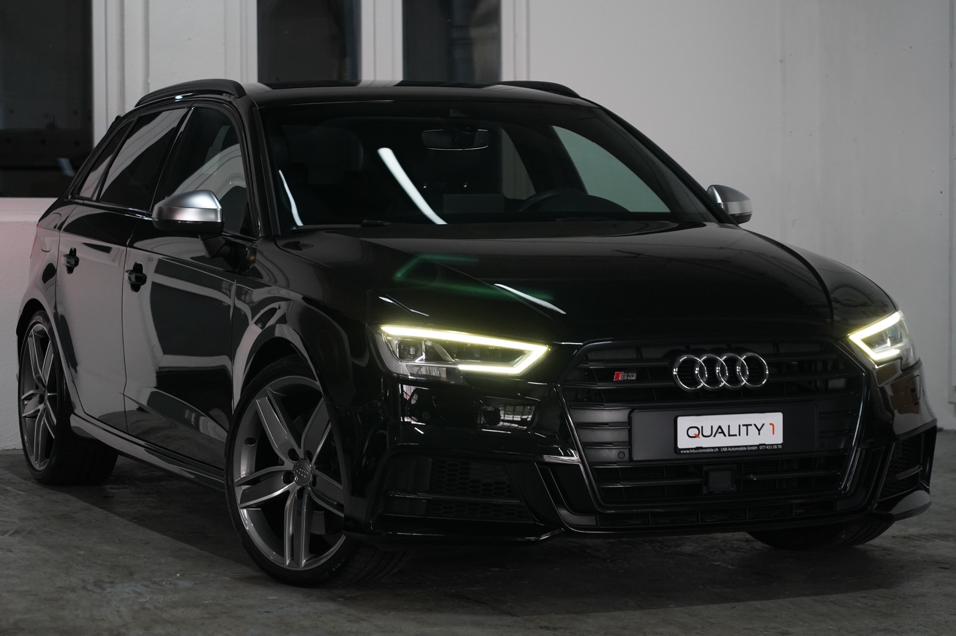 AUDI S3 Sportback 2.0 TFSI quattro S-tronic-image-0