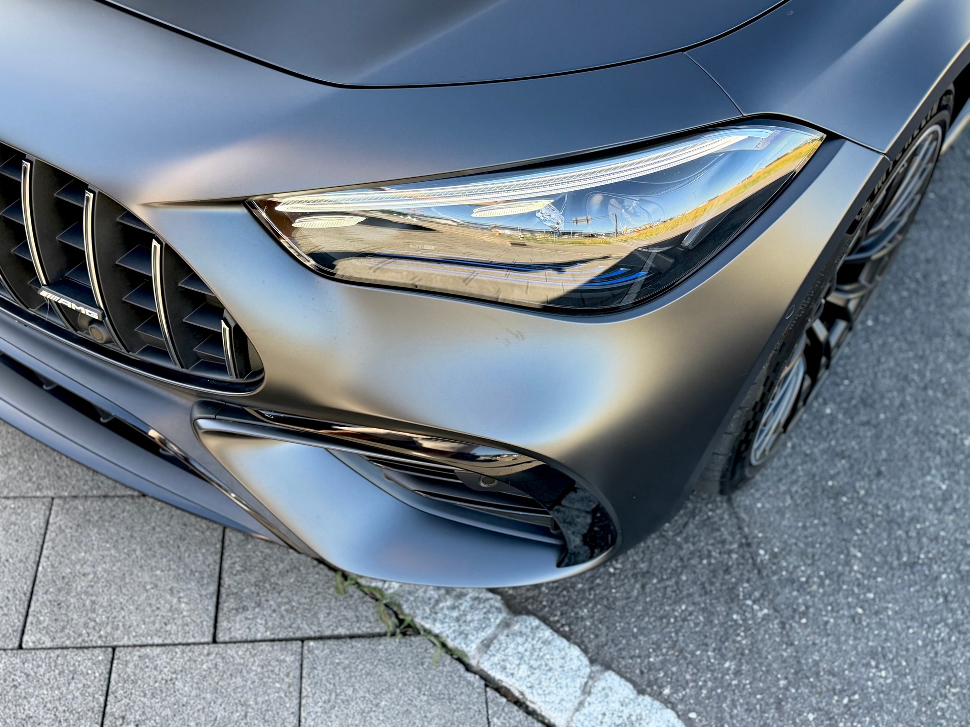 MERCEDES-BENZ CLE AMG 53 Cabrio 4Matic+ 9G-Tronic-image-8