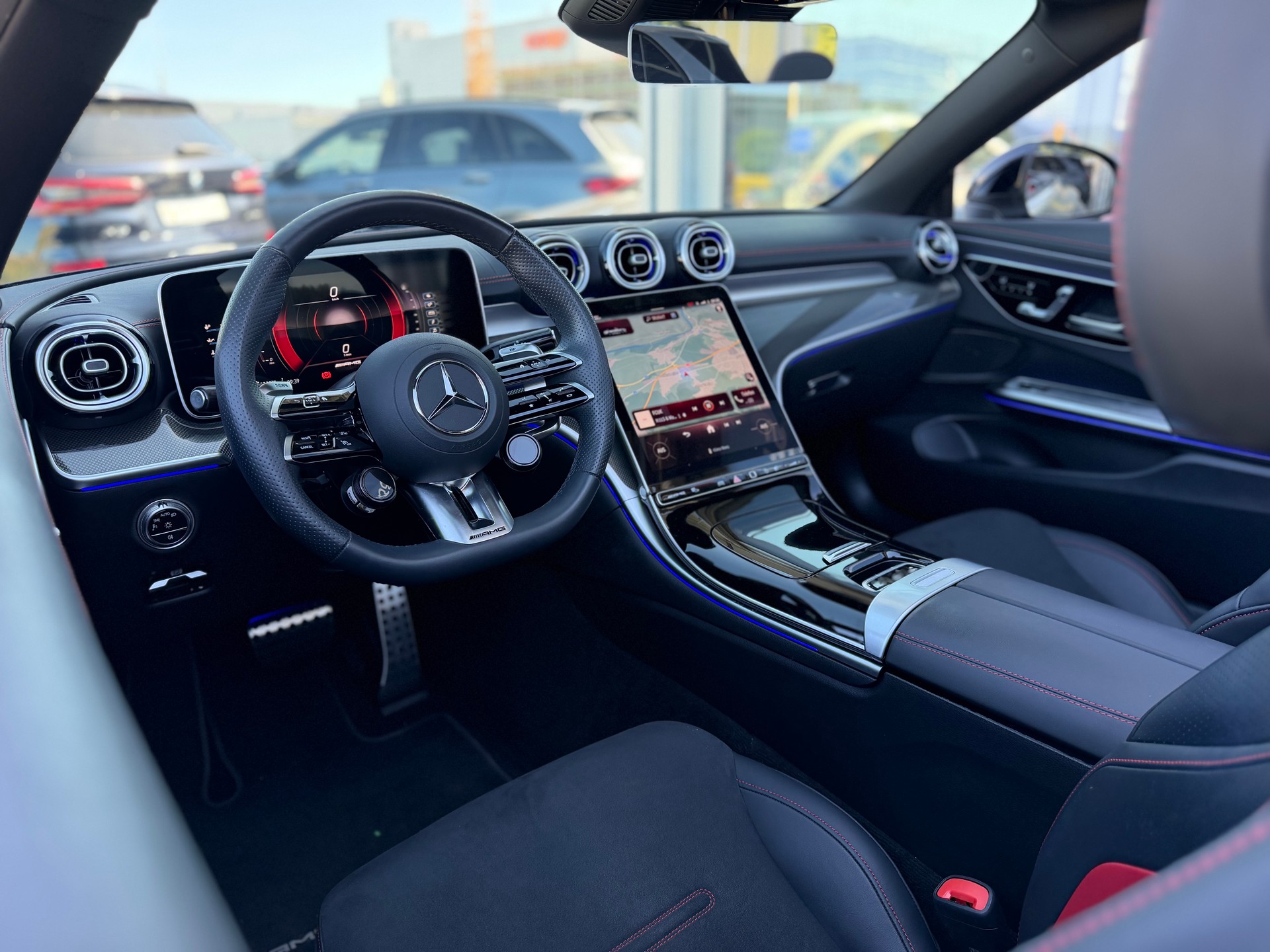MERCEDES-BENZ CLE AMG 53 Cabrio 4Matic+ 9G-Tronic-image-18