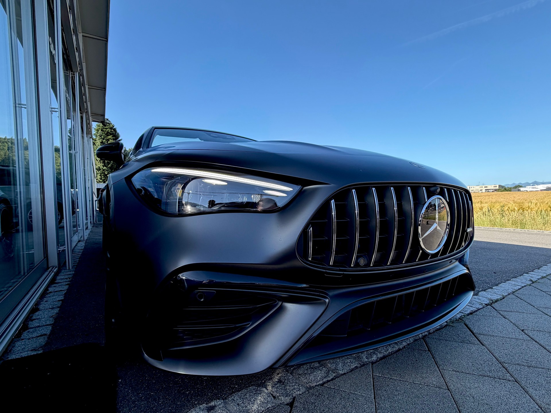 MERCEDES-BENZ CLE AMG 53 Cabrio 4Matic+ 9G-Tronic-image-7