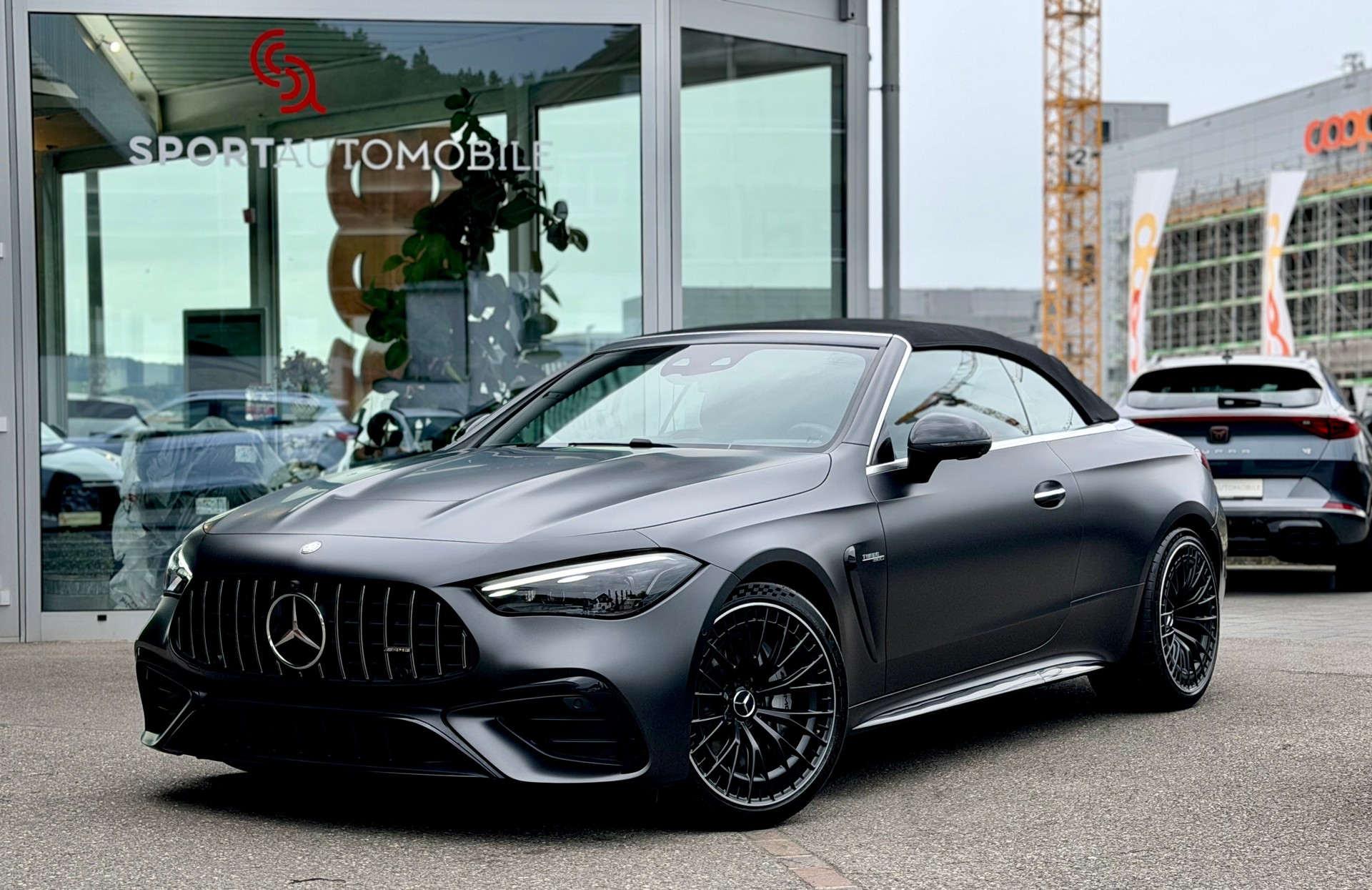 MERCEDES-BENZ CLE AMG 53 Cabrio 4Matic+ 9G-Tronic-image-0