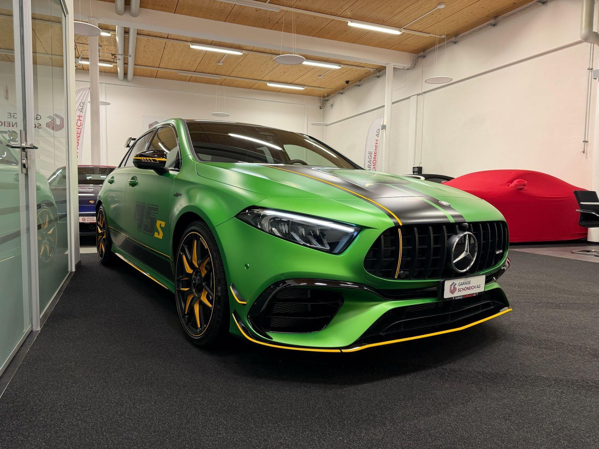 MERCEDES-BENZ A 45 S AMG 4matic+ Limited Edition Green Hell Magno-image-2