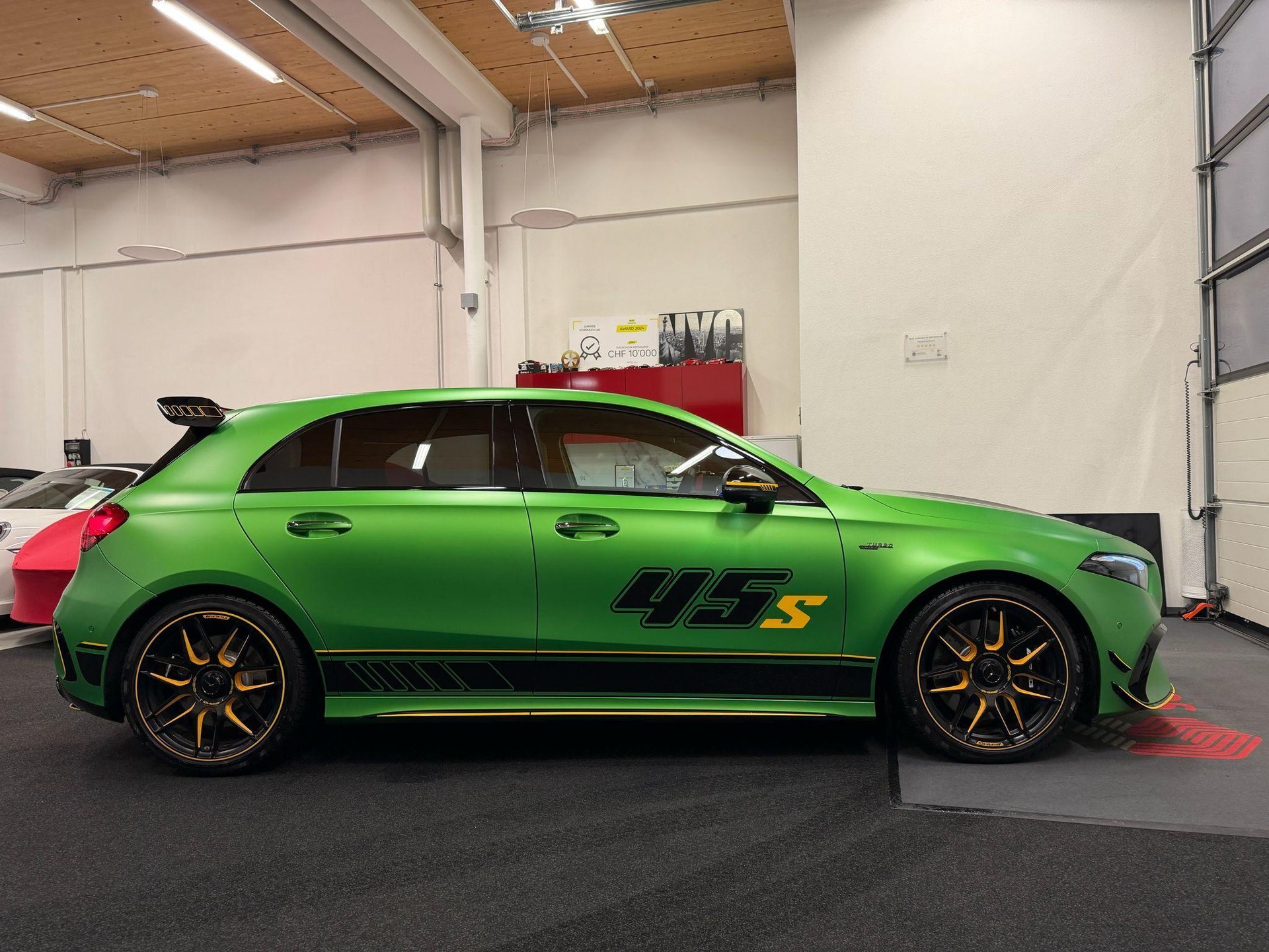 MERCEDES-BENZ A 45 S AMG 4matic+ Limited Edition Green Hell Magno-image-3