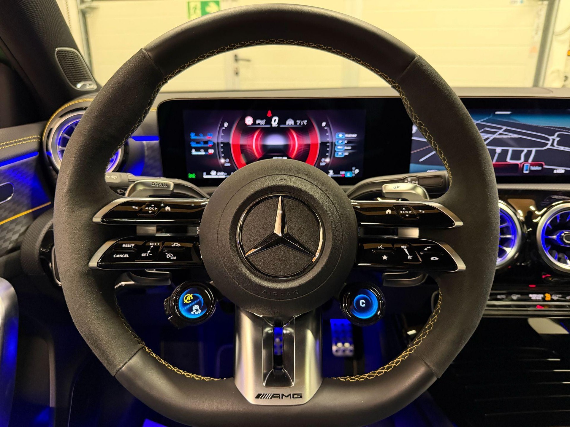MERCEDES-BENZ A 45 S AMG 4matic+ Limited Edition Green Hell Magno-image-17