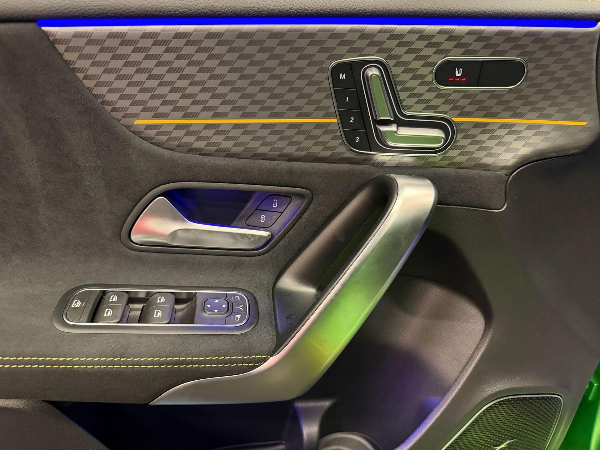 MERCEDES-BENZ A 45 S AMG 4matic+ Limited Edition Green Hell Magno-image-15