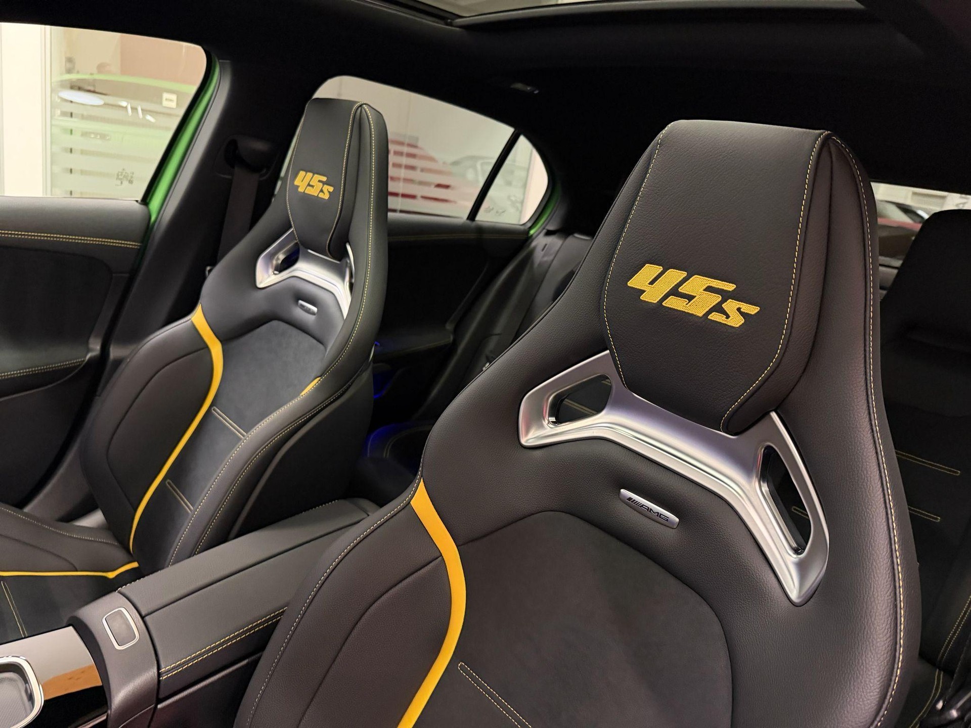 MERCEDES-BENZ A 45 S AMG 4matic+ Limited Edition Green Hell Magno-image-13