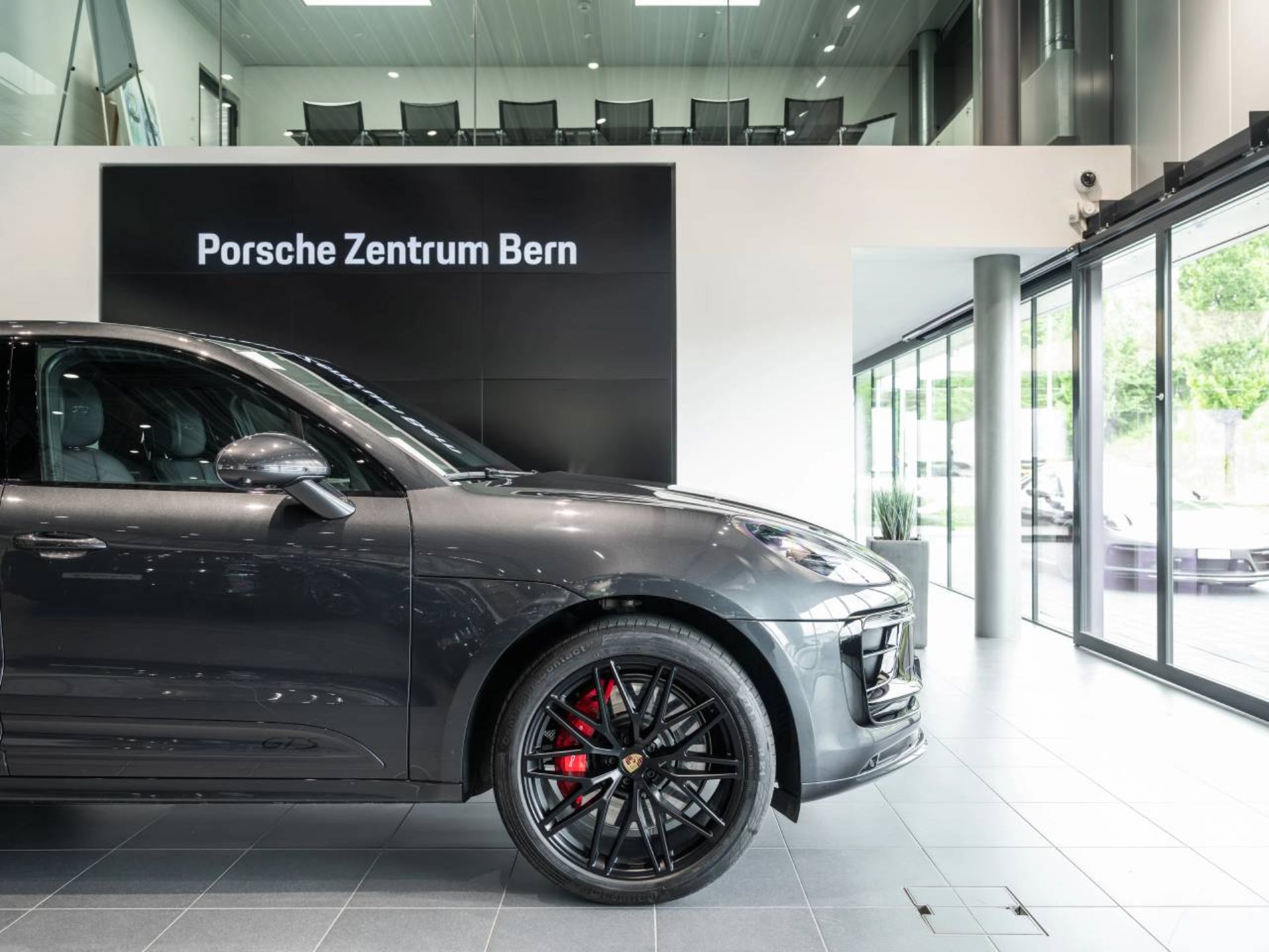 PORSCHE Macan GTS-image-11