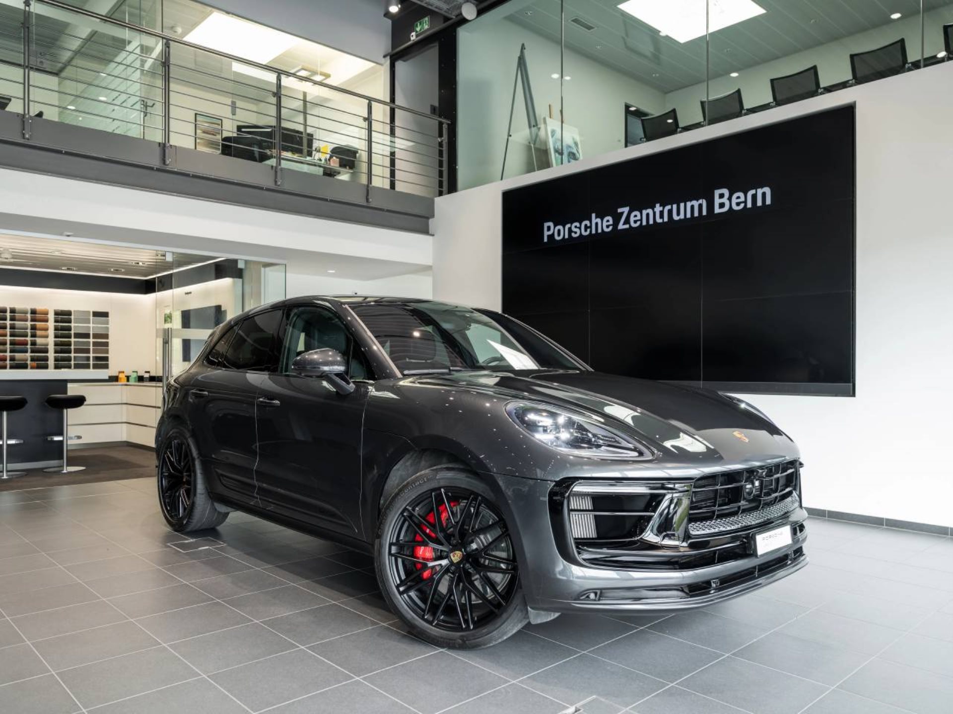 PORSCHE Macan GTS-image-0