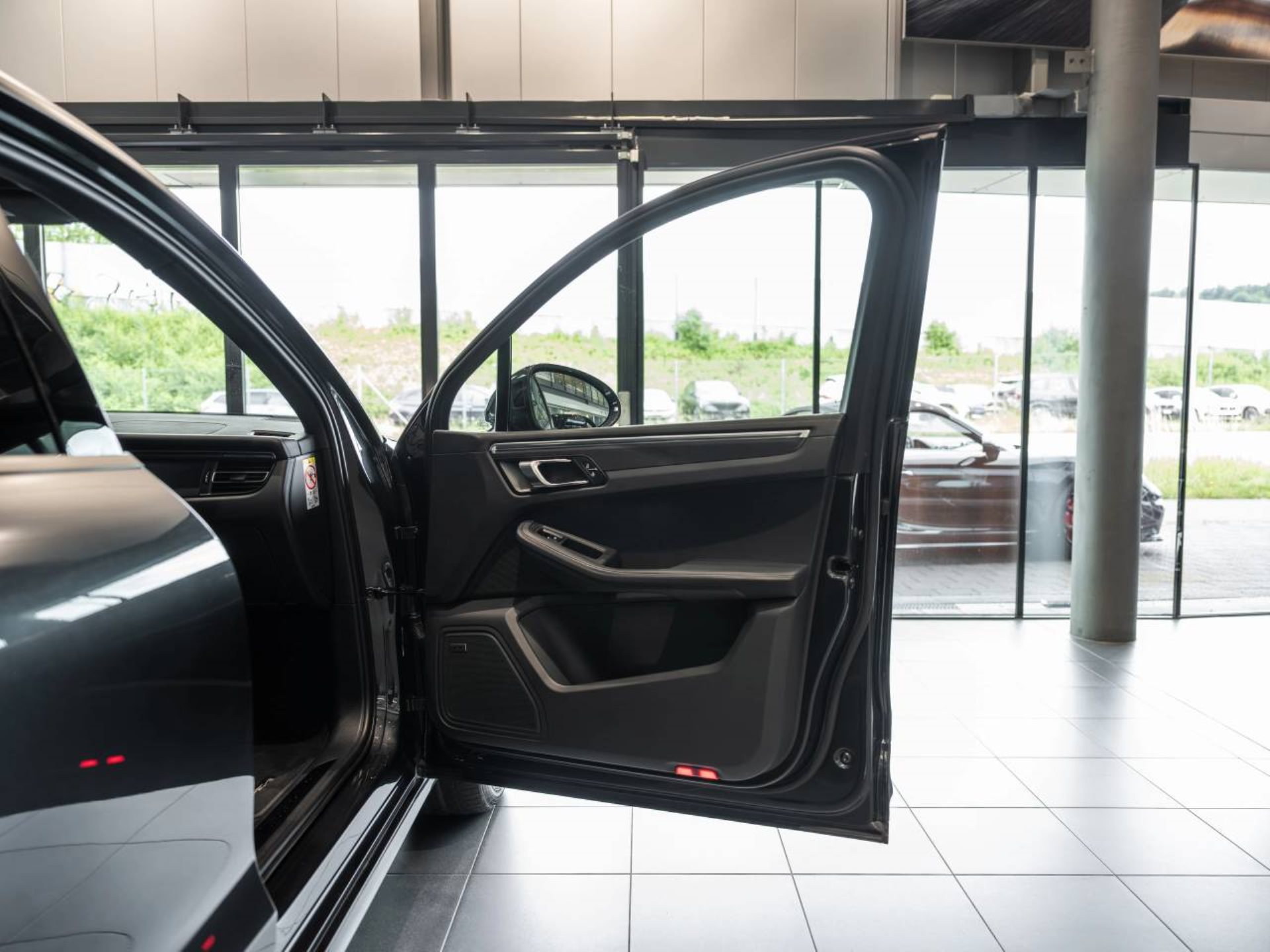 PORSCHE Macan GTS-image-21