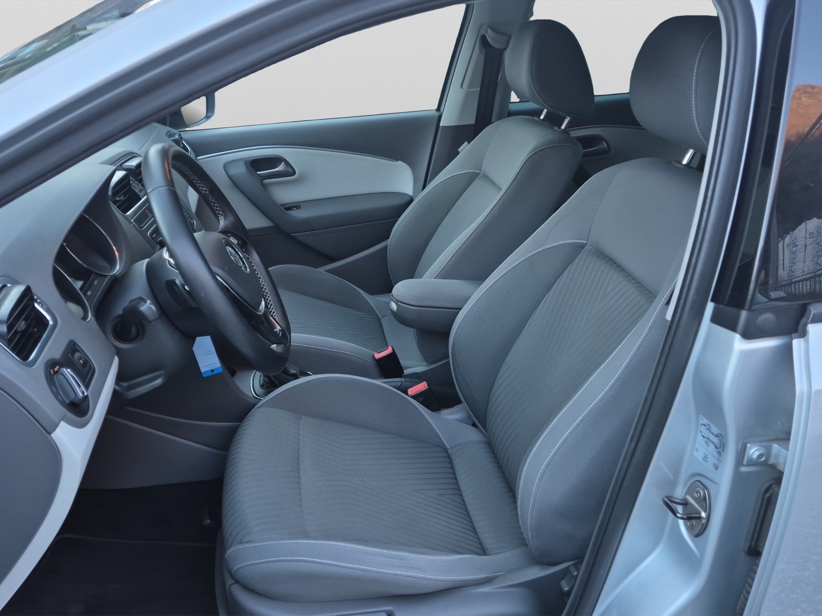 VW Polo 1.2 TSI Comfortline DSG-image-10