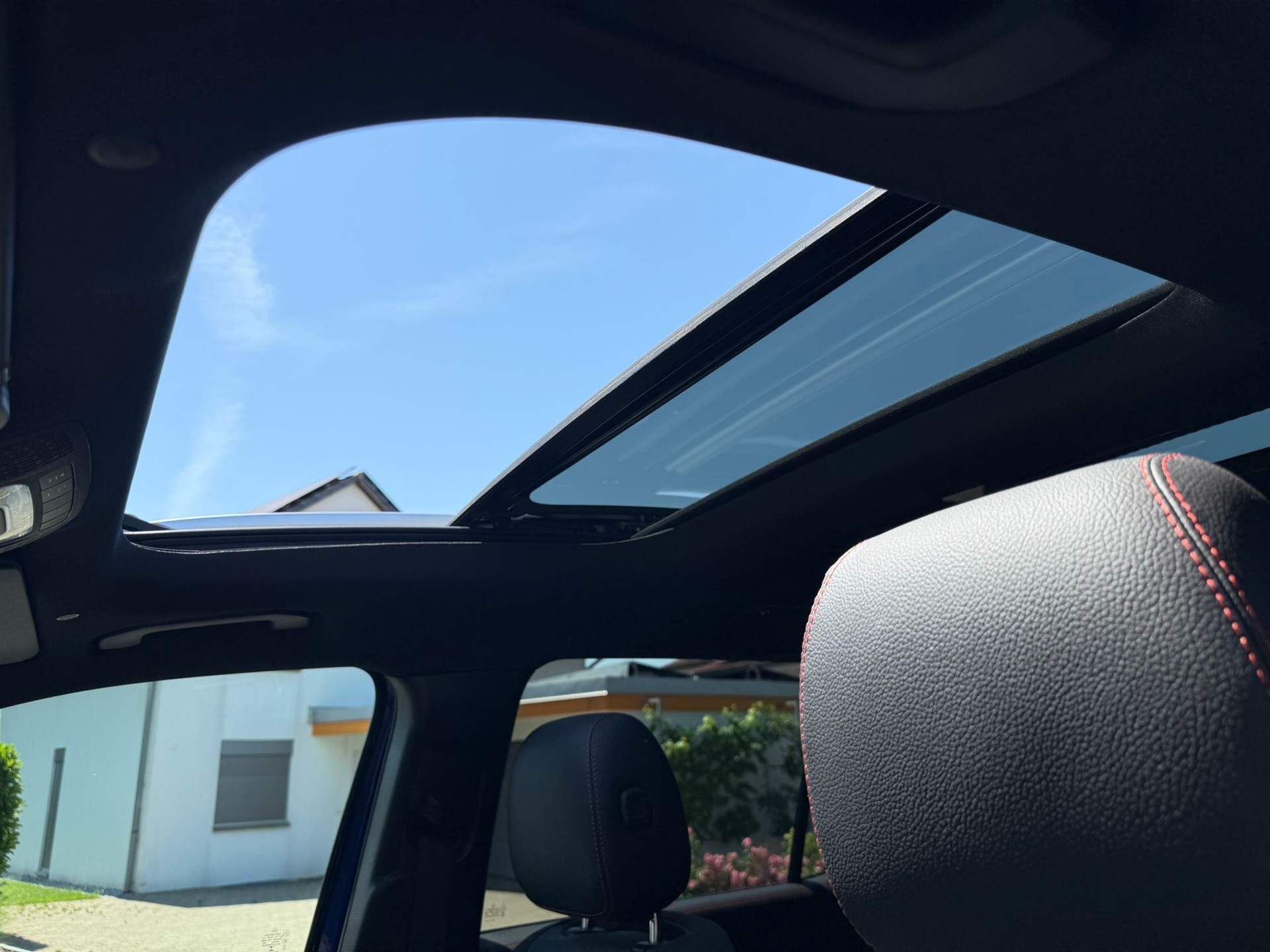 MERCEDES-BENZ GLB 250 AMG Line 4matic-image-7