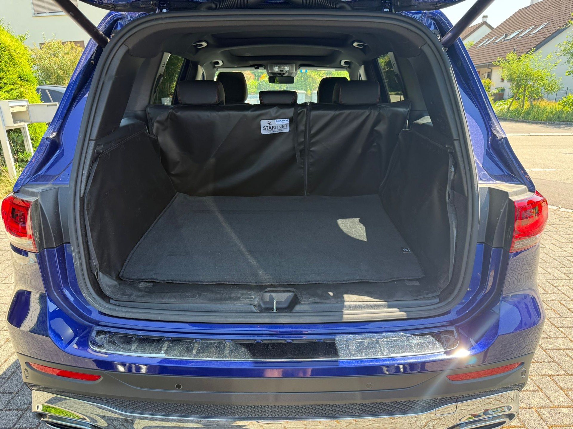 MERCEDES-BENZ GLB 250 AMG Line 4matic-image-9