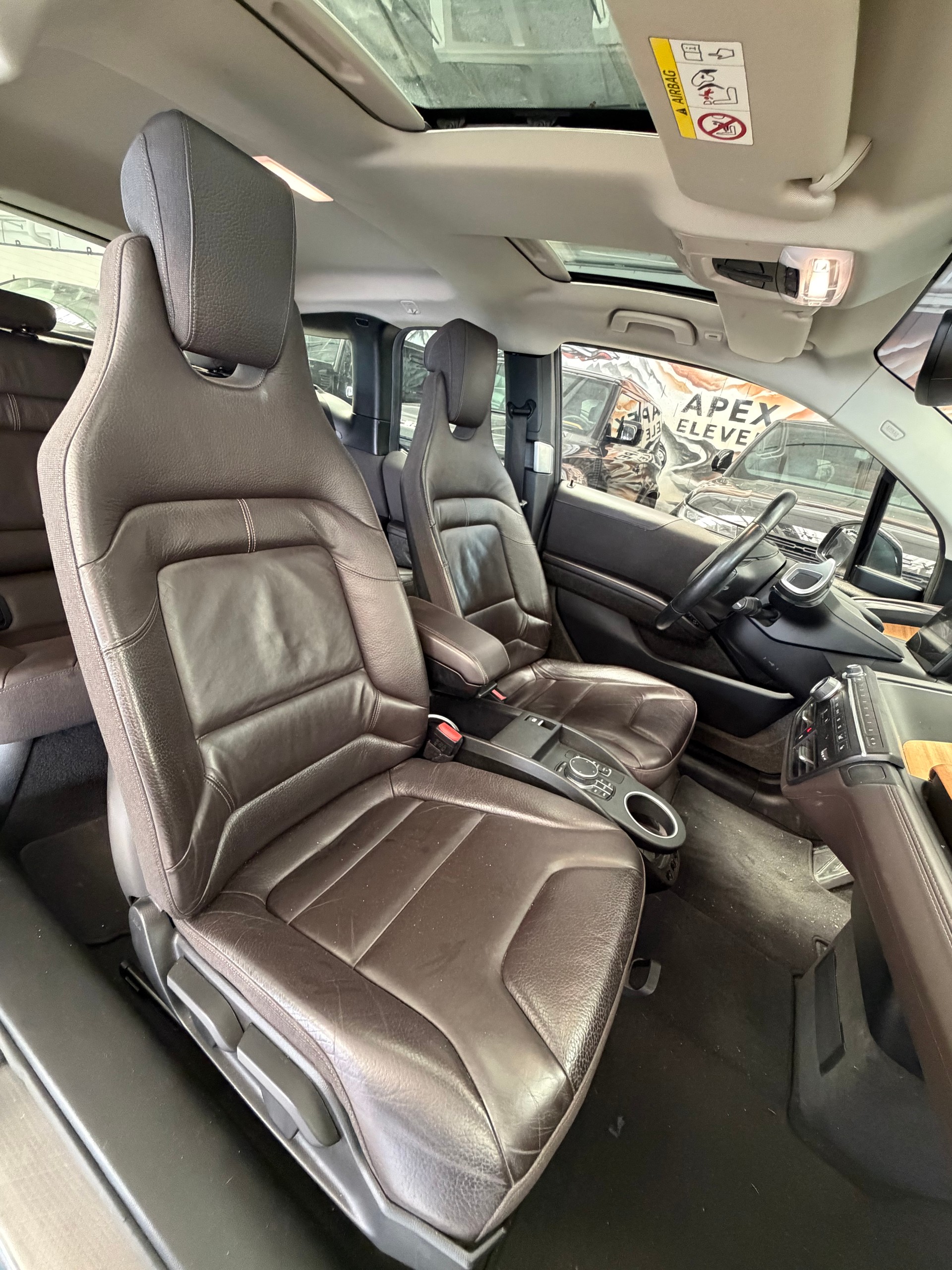 BMW i3s (94Ah)-image-11