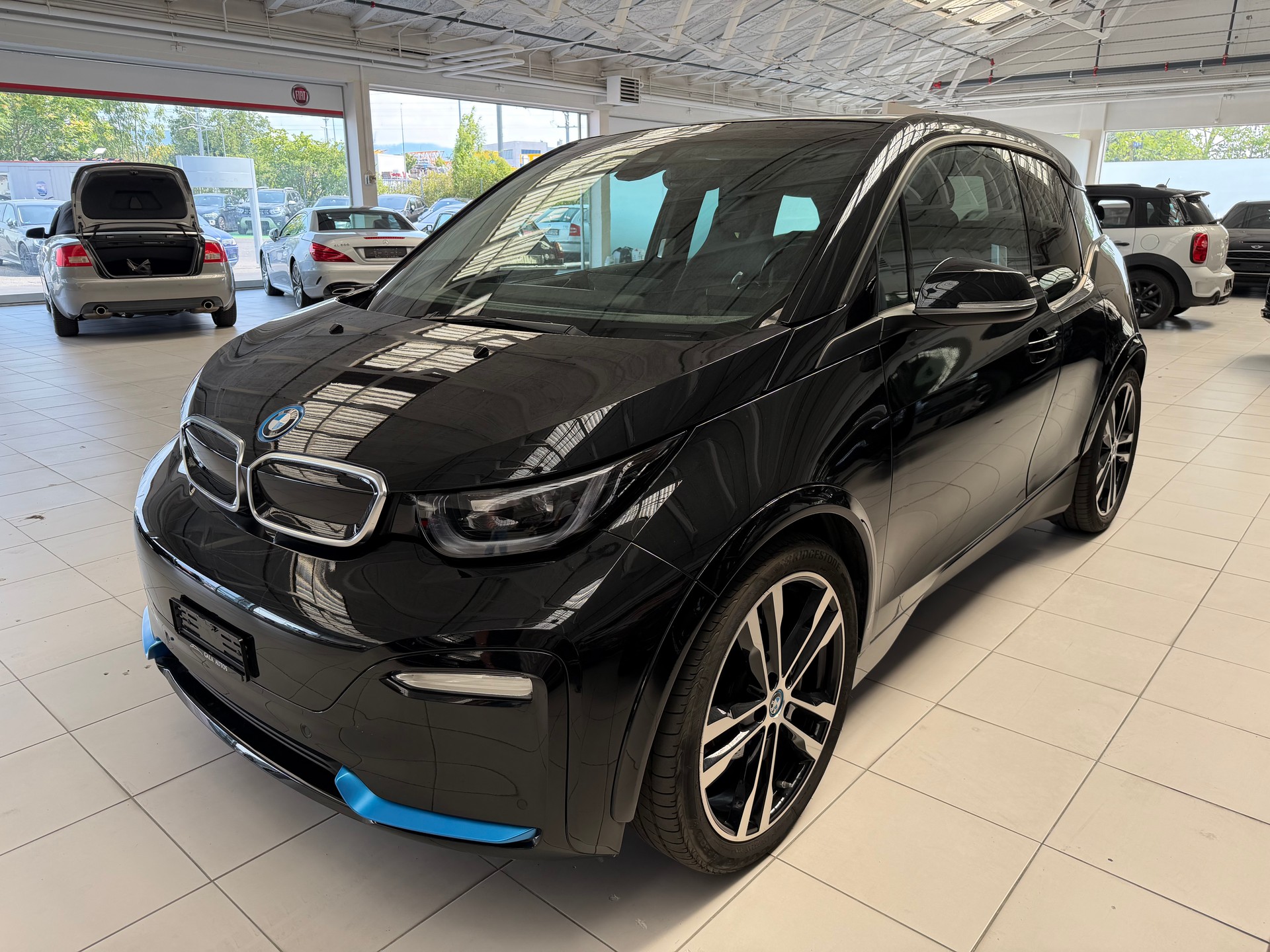 BMW i3s (94Ah)-image-4