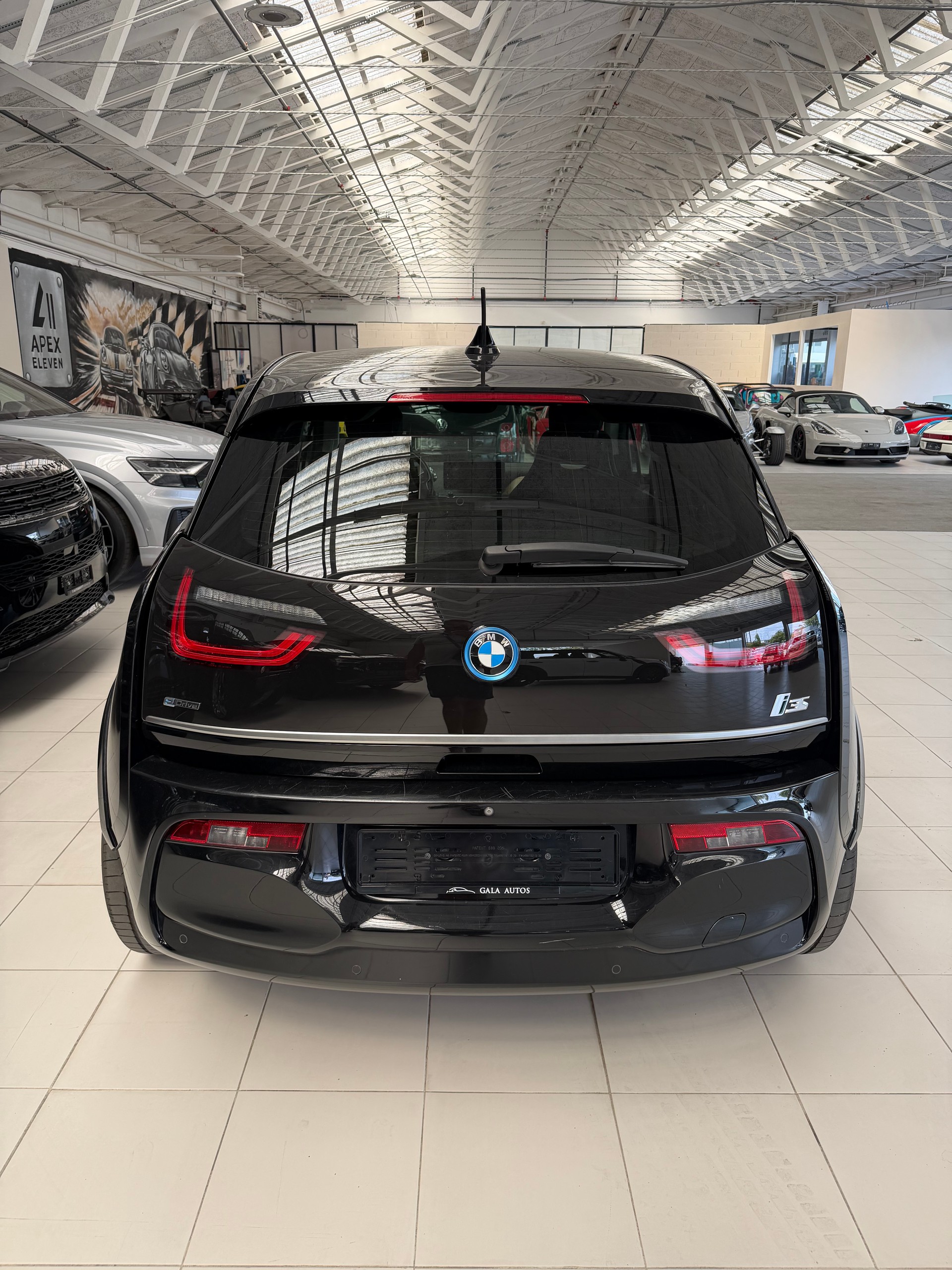 BMW i3s (94Ah)-image-5
