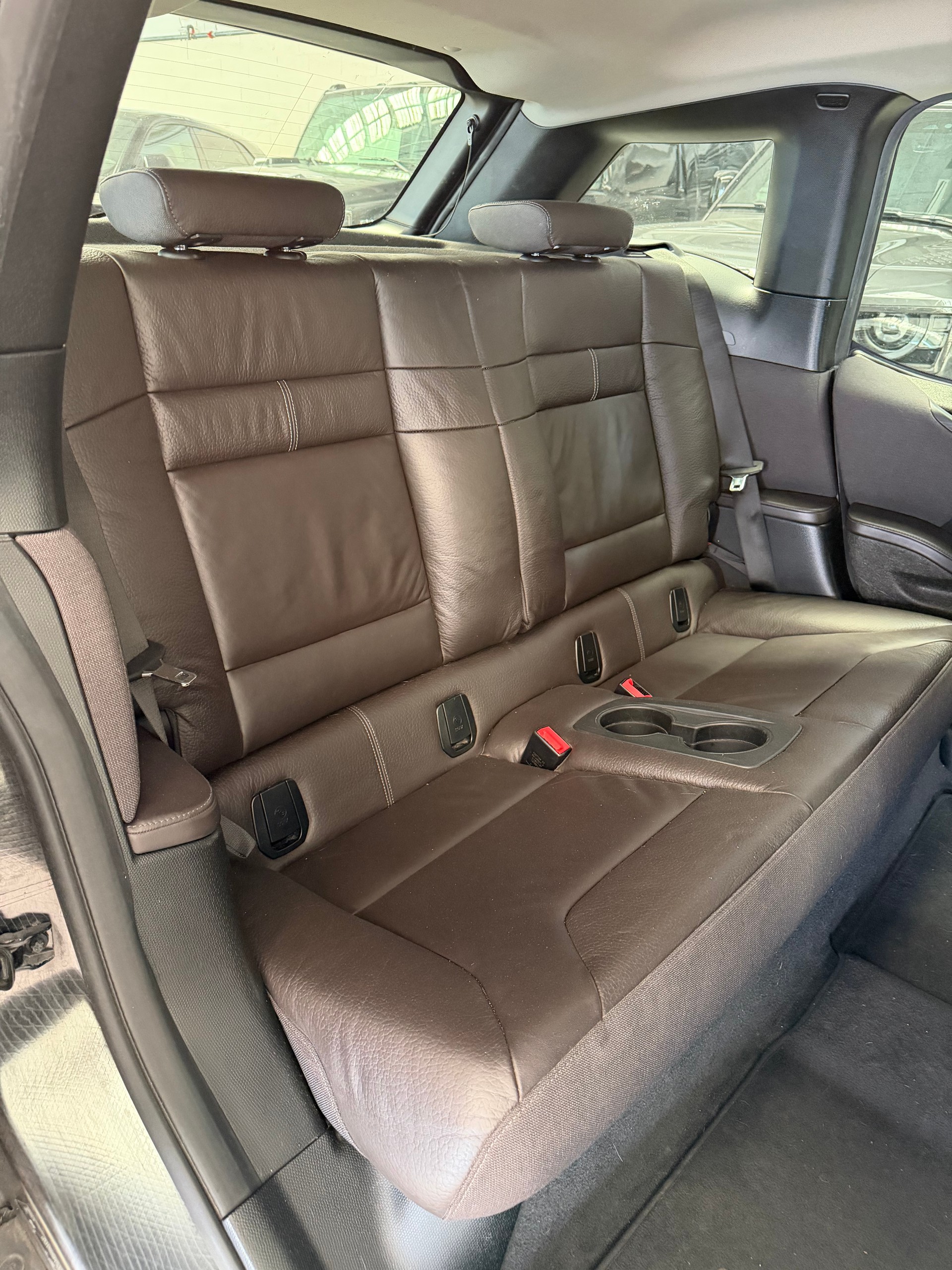 BMW i3s (94Ah)-image-10
