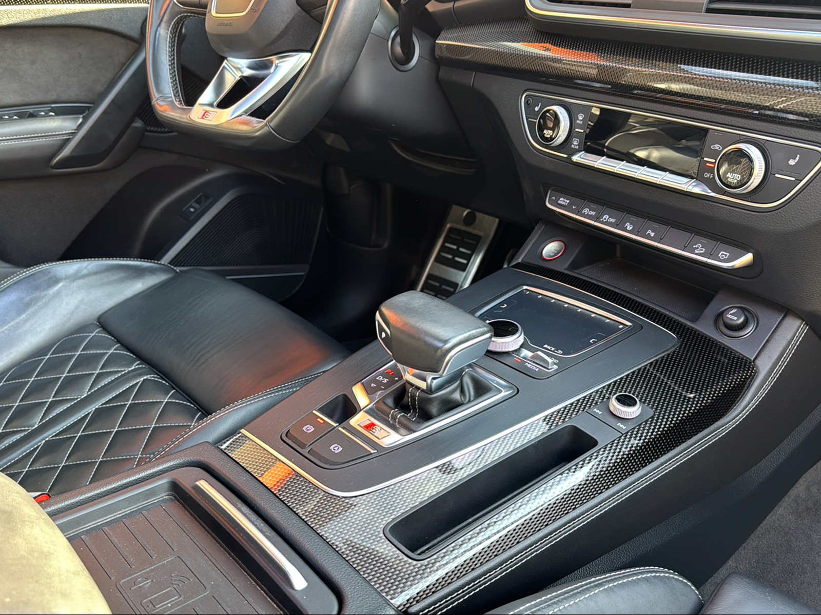 AUDI SQ5 3.0 TFSI quattro S-tronic-image-14