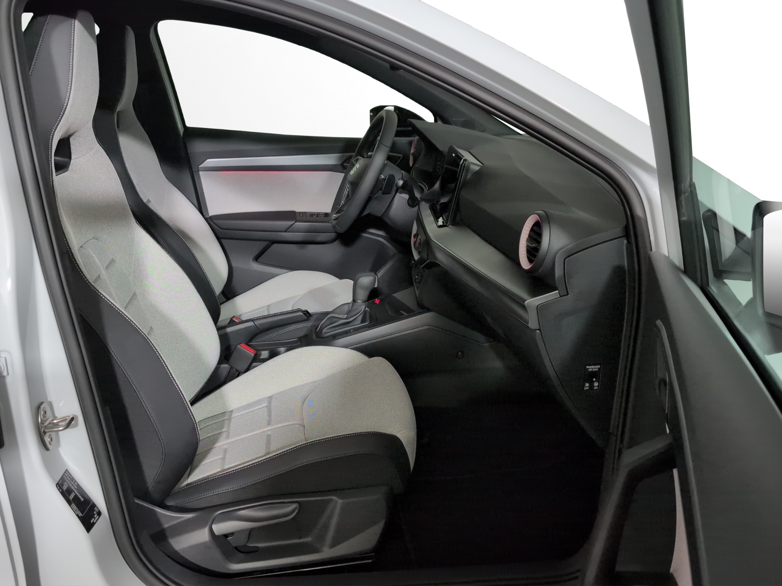 SEAT Ibiza 1.0 EcoTSI FR DSG-image-6