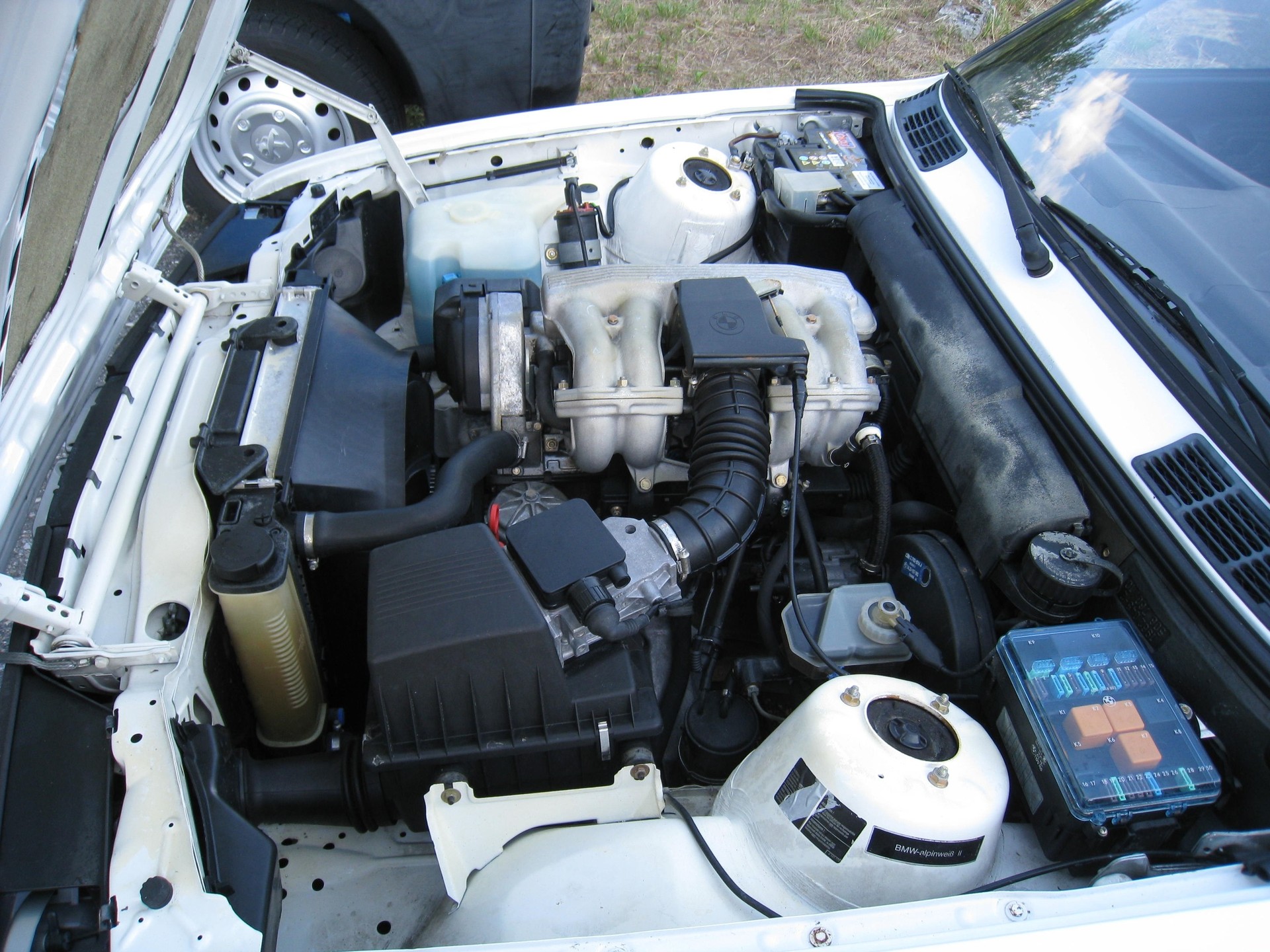 BMW 316i-image-10