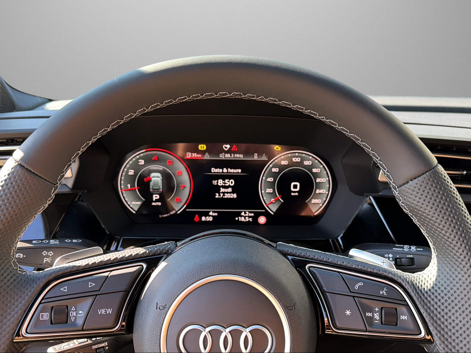 AUDI A3 Sportback TFSI 150 kW quattro S line S tronic-image-8