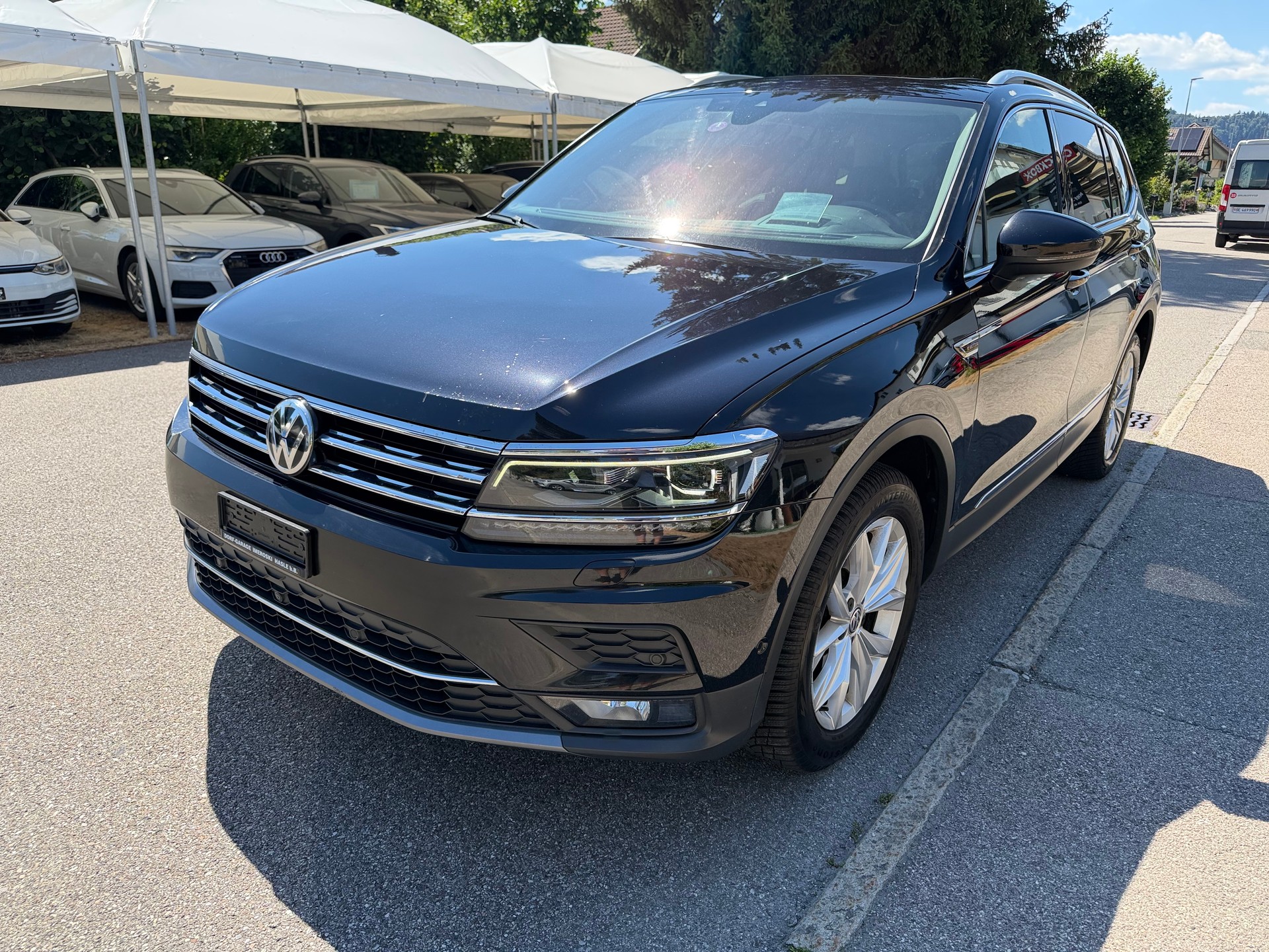 VW Tiguan Allspace 2.0TSI Highline 4Motion DSG-image-1