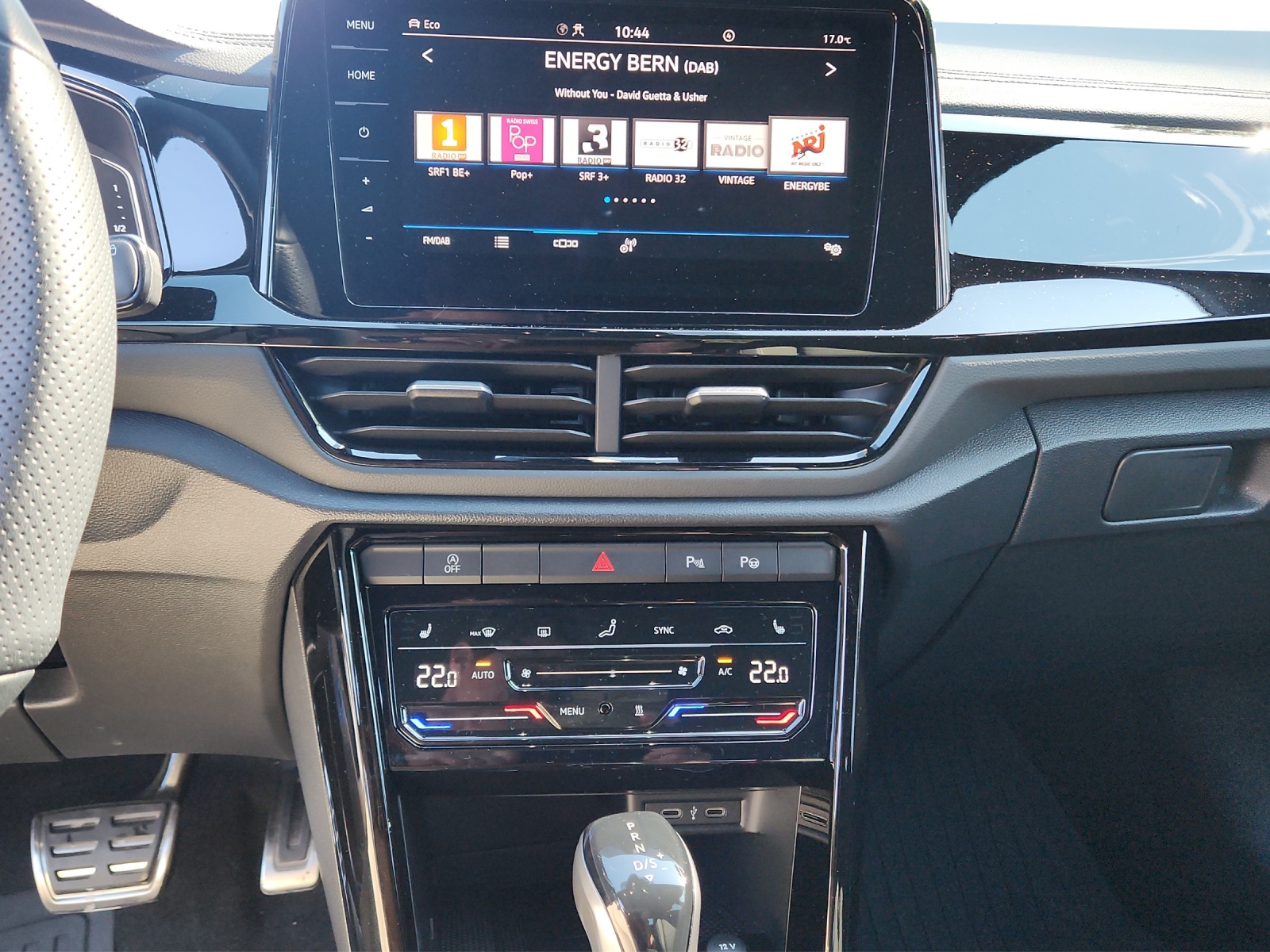VW T-Roc 2.0 TSI R-Line DSG 4Motion-image-10
