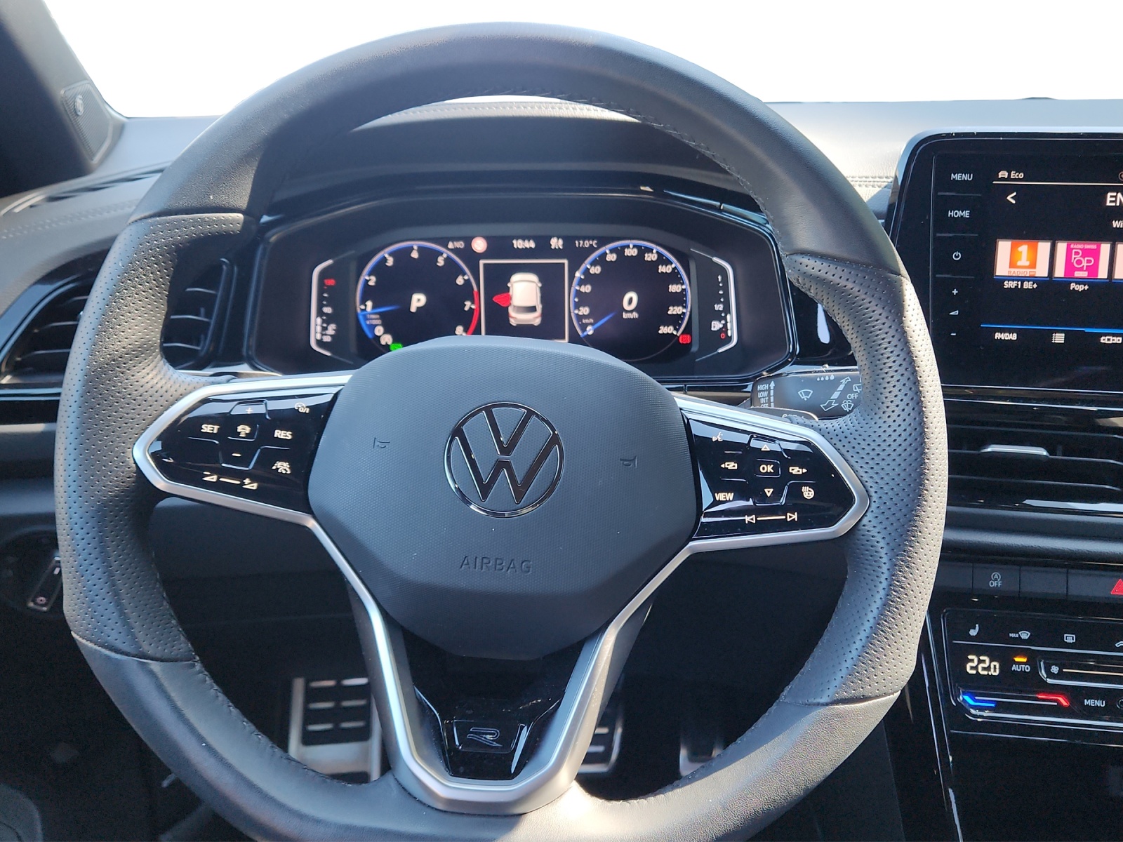 VW T-Roc 2.0 TSI R-Line DSG 4Motion-image-8