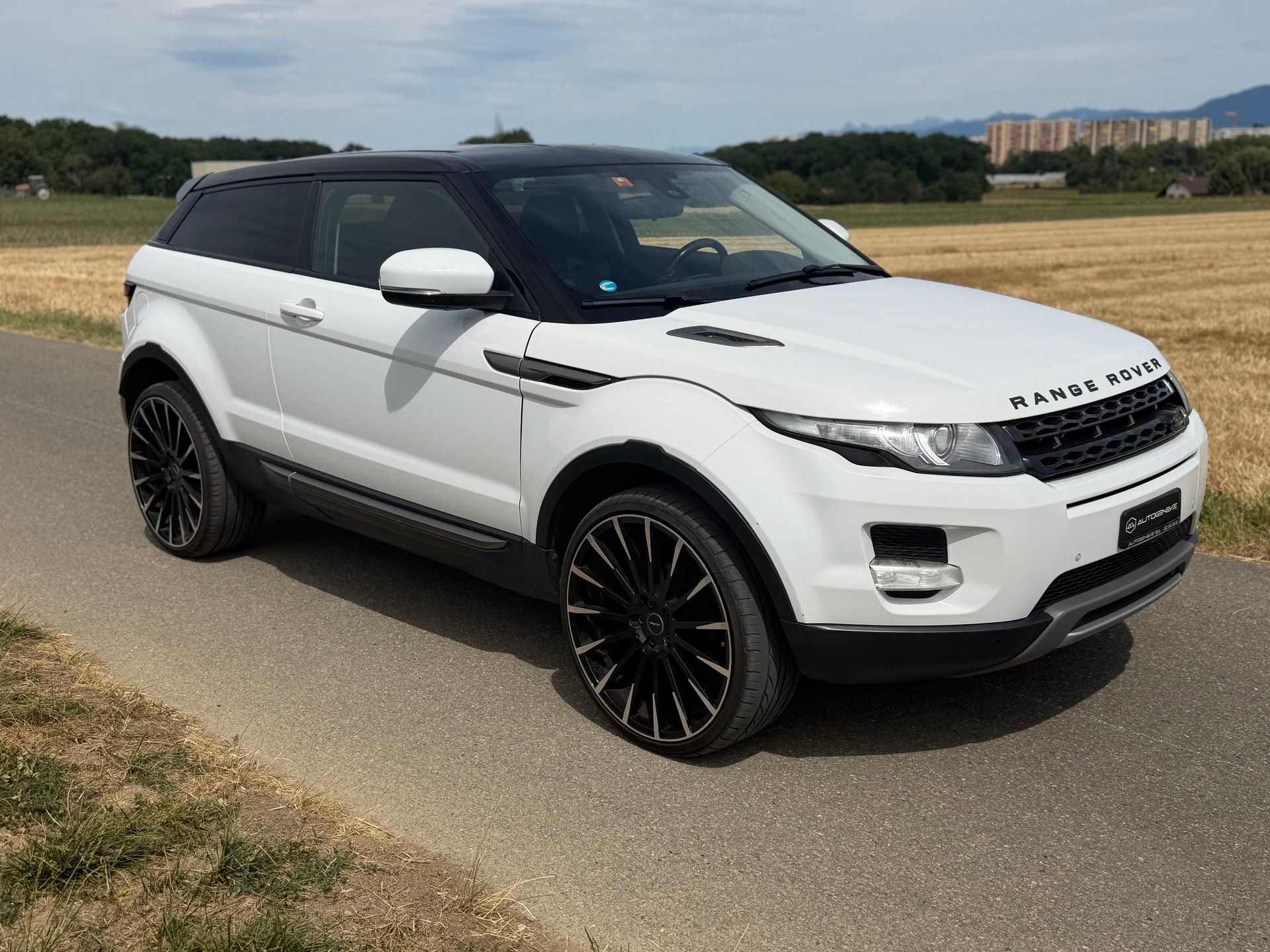 LAND ROVER Range Rover Evoque 2.2 TD4 Pure AT6-image-9