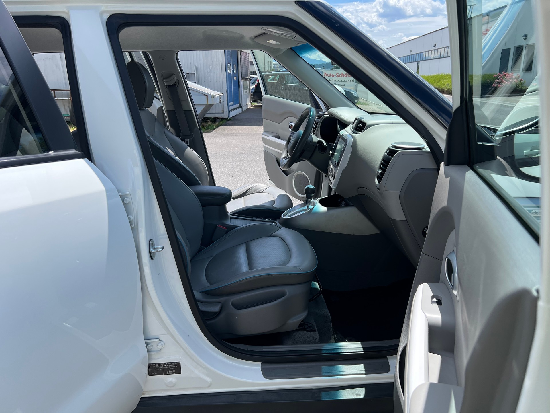 KIA Soul II EV Trend-image-8