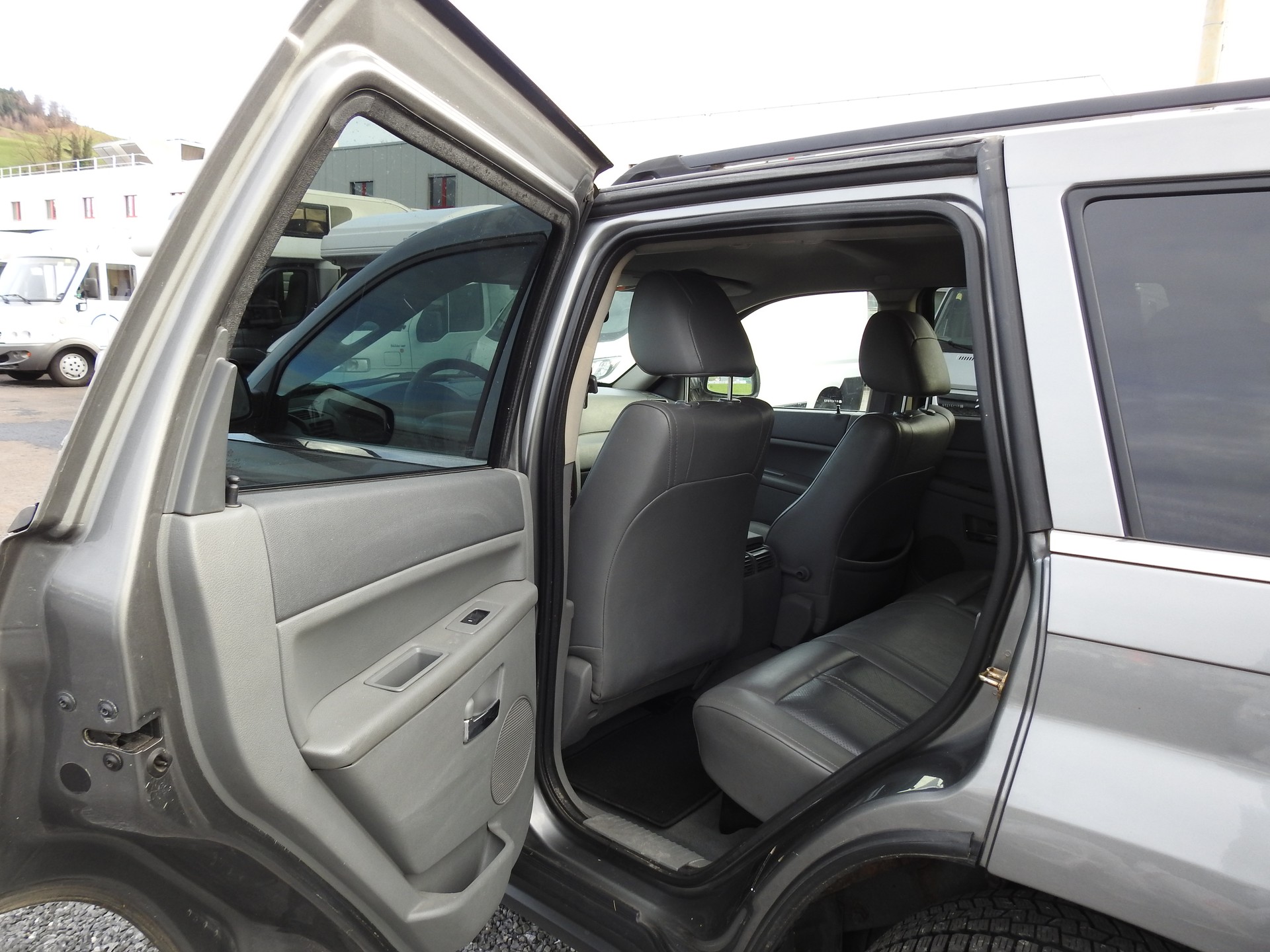 JEEP Grand Cherokee 4.7 Limited Automatic-image-15