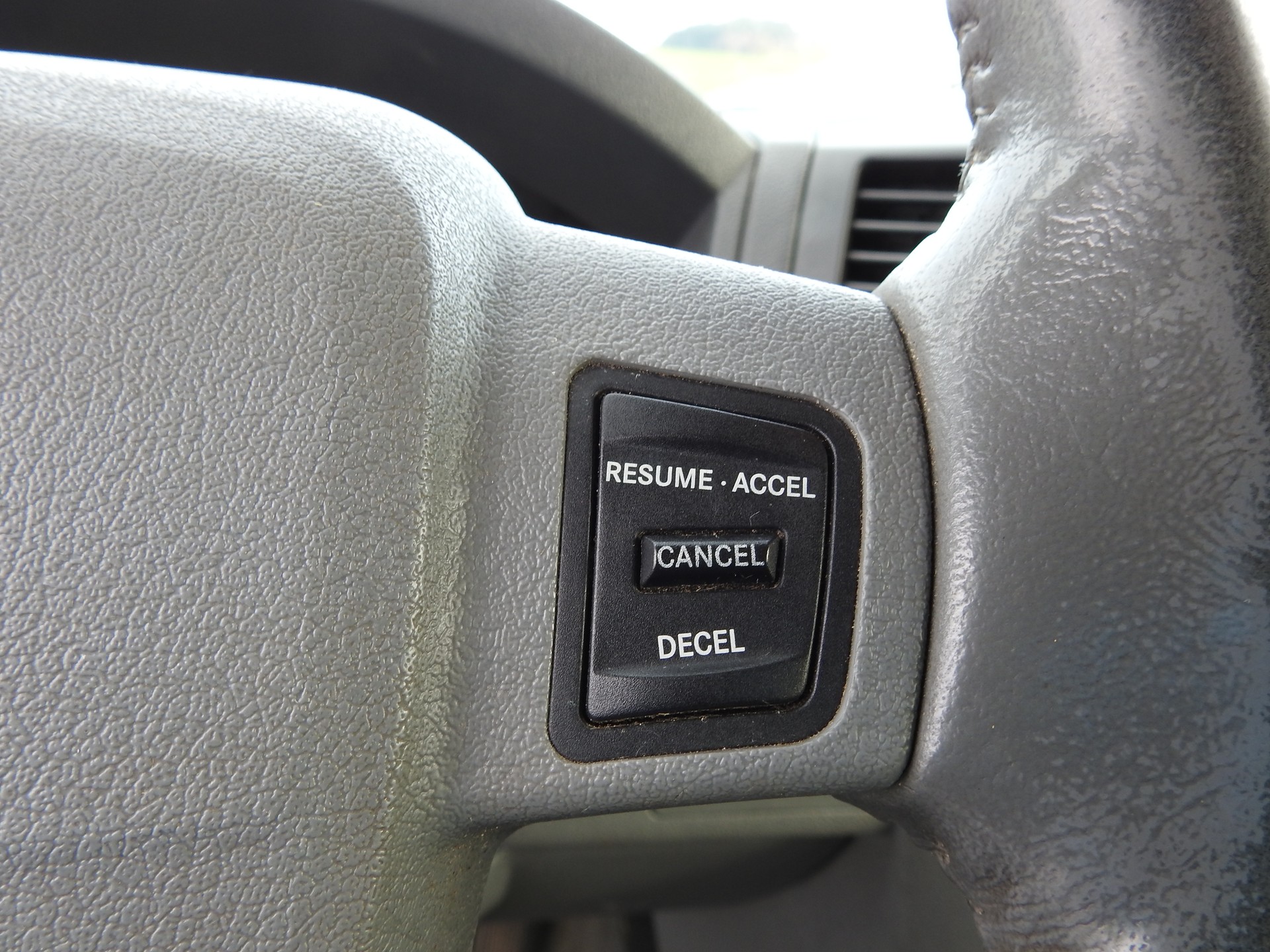 JEEP Grand Cherokee 4.7 Limited Automatic-image-23