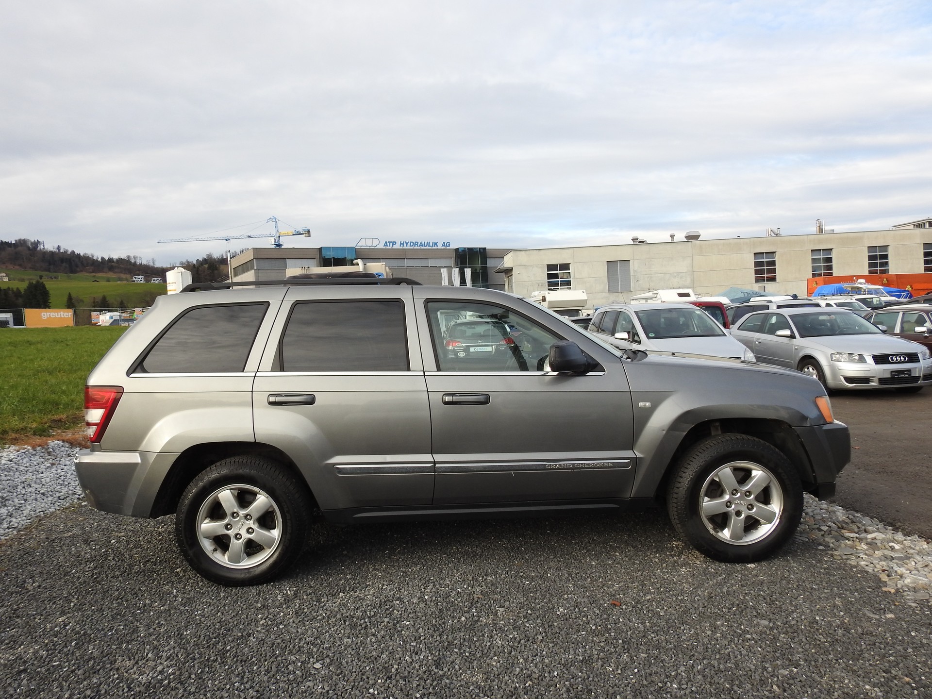 JEEP Grand Cherokee 4.7 Limited Automatic-image-6