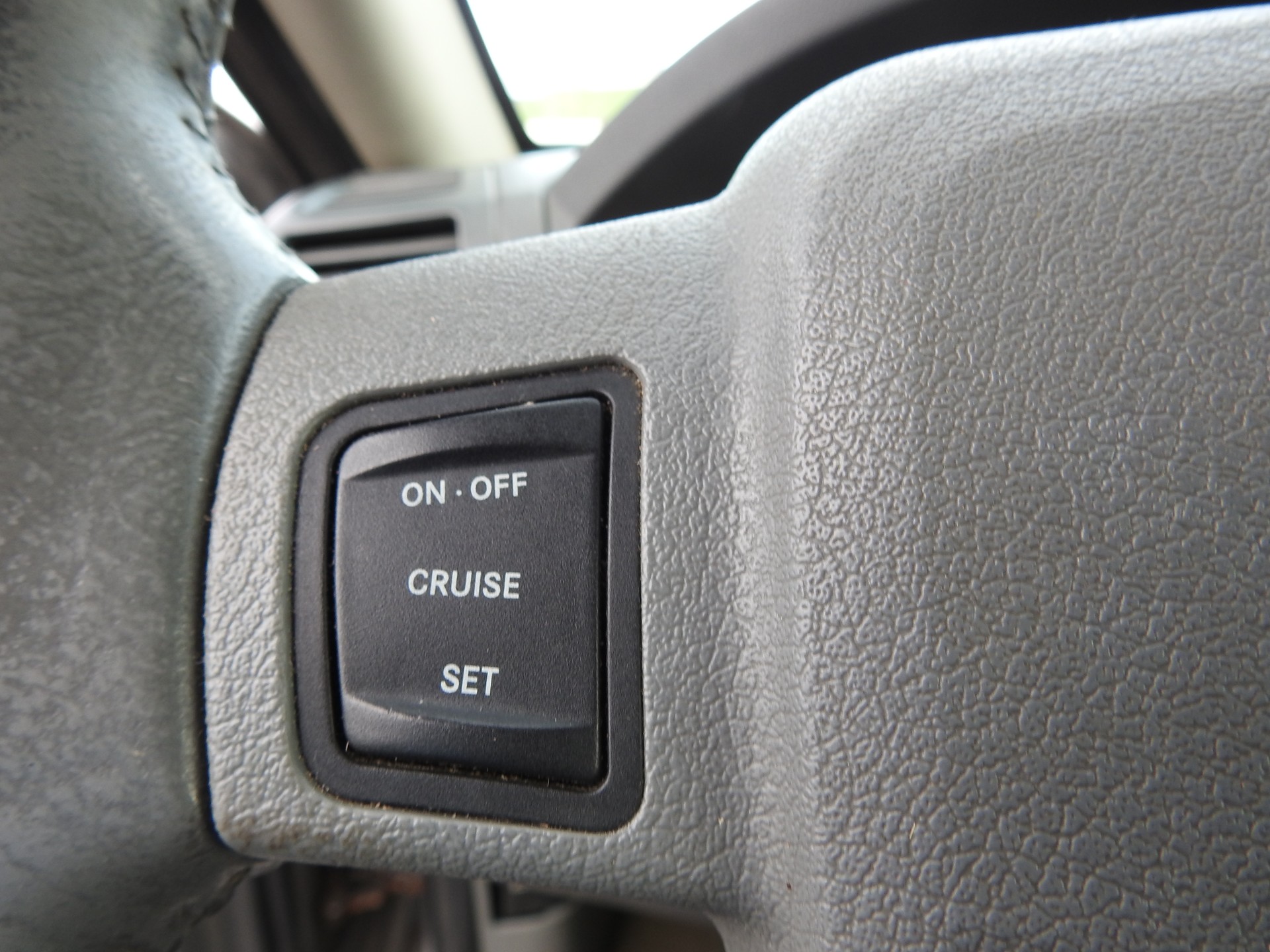 JEEP Grand Cherokee 4.7 Limited Automatic-image-24