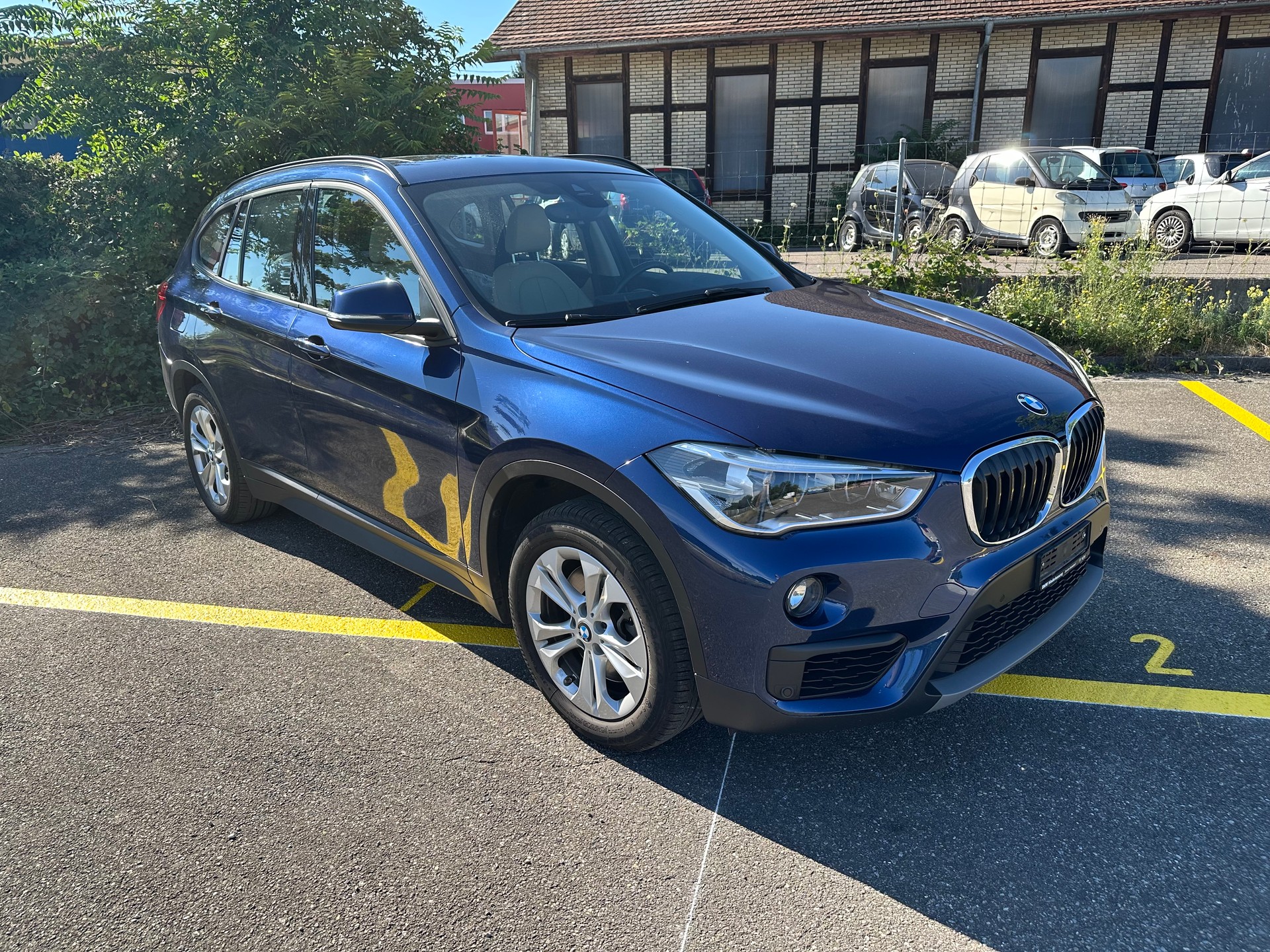 BMW X1 xDrive 20i Steptronic-image-2