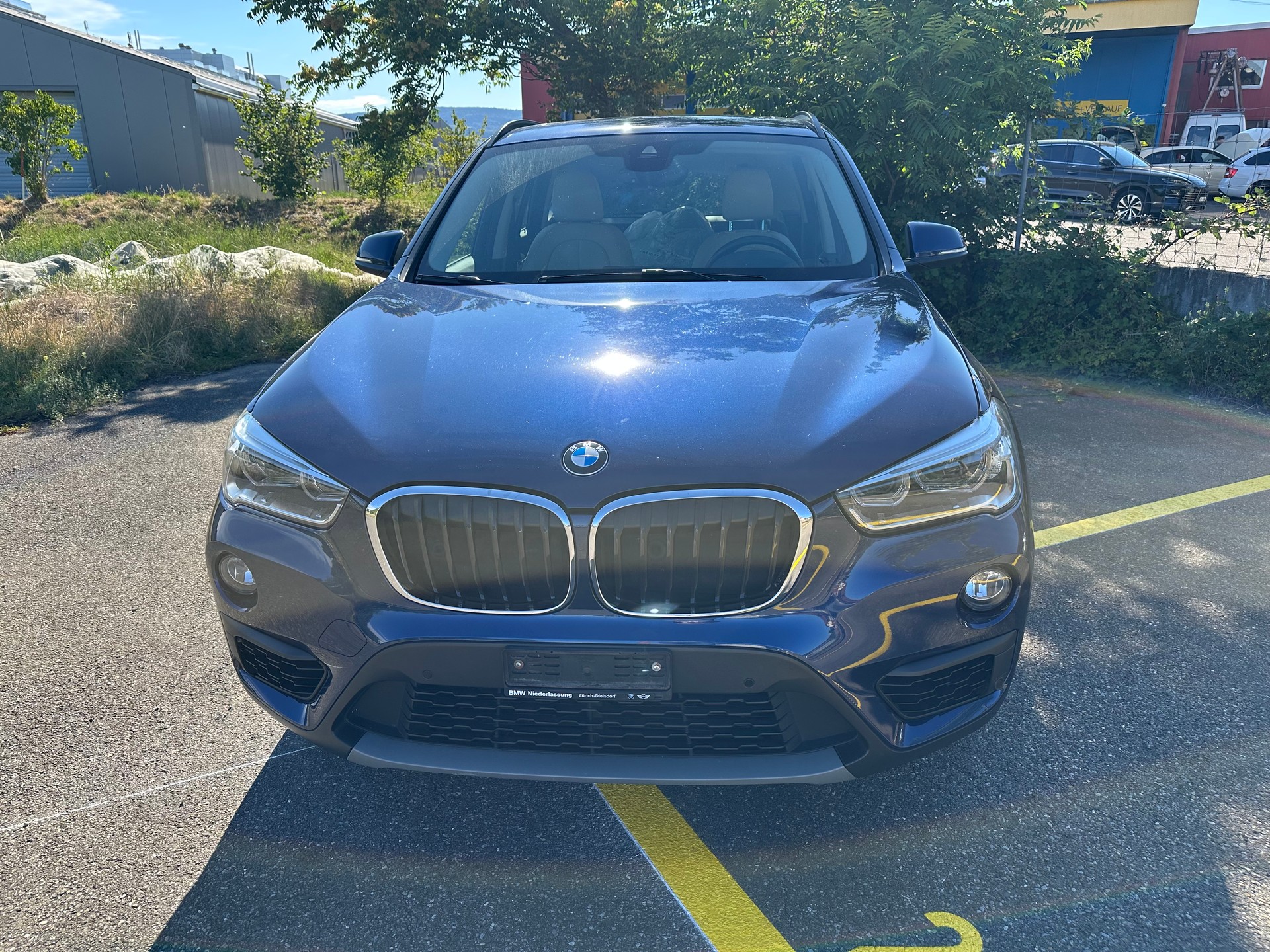 BMW X1 xDrive 20i Steptronic-image-1
