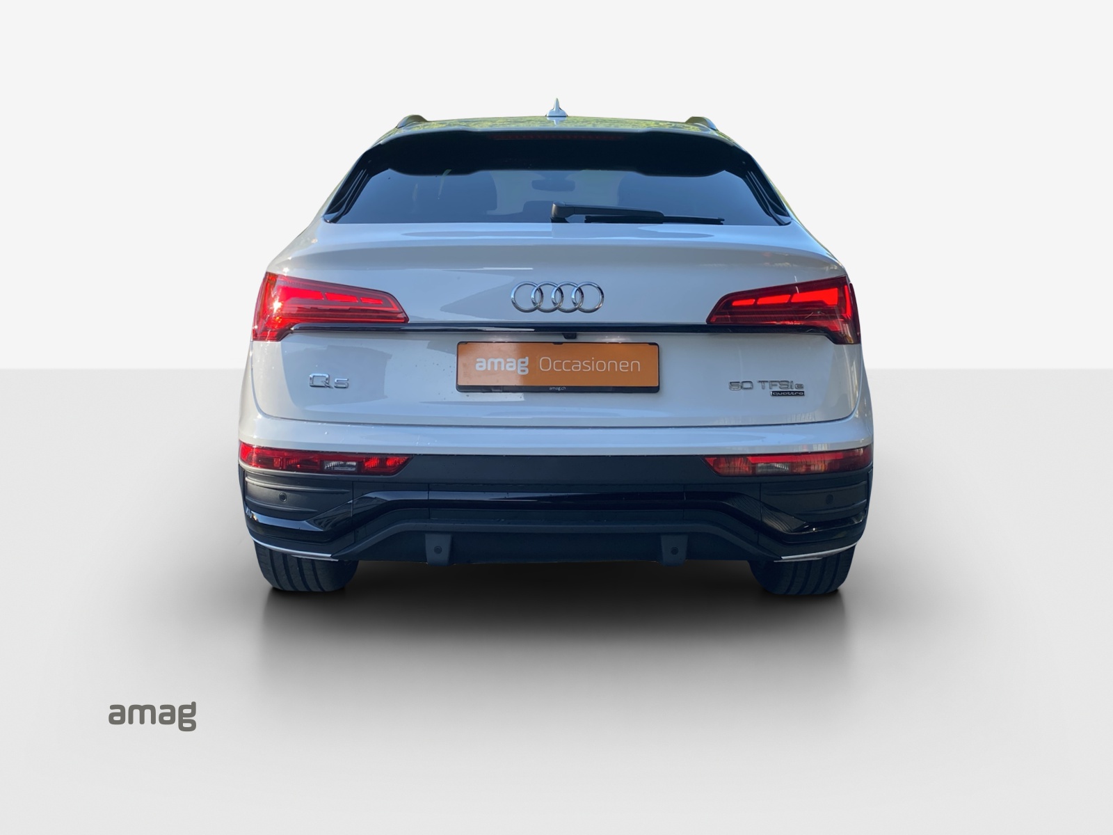 AUDI Q5 Sportback 50 TFSI e PHEV S line quattro S-tronic-image-3