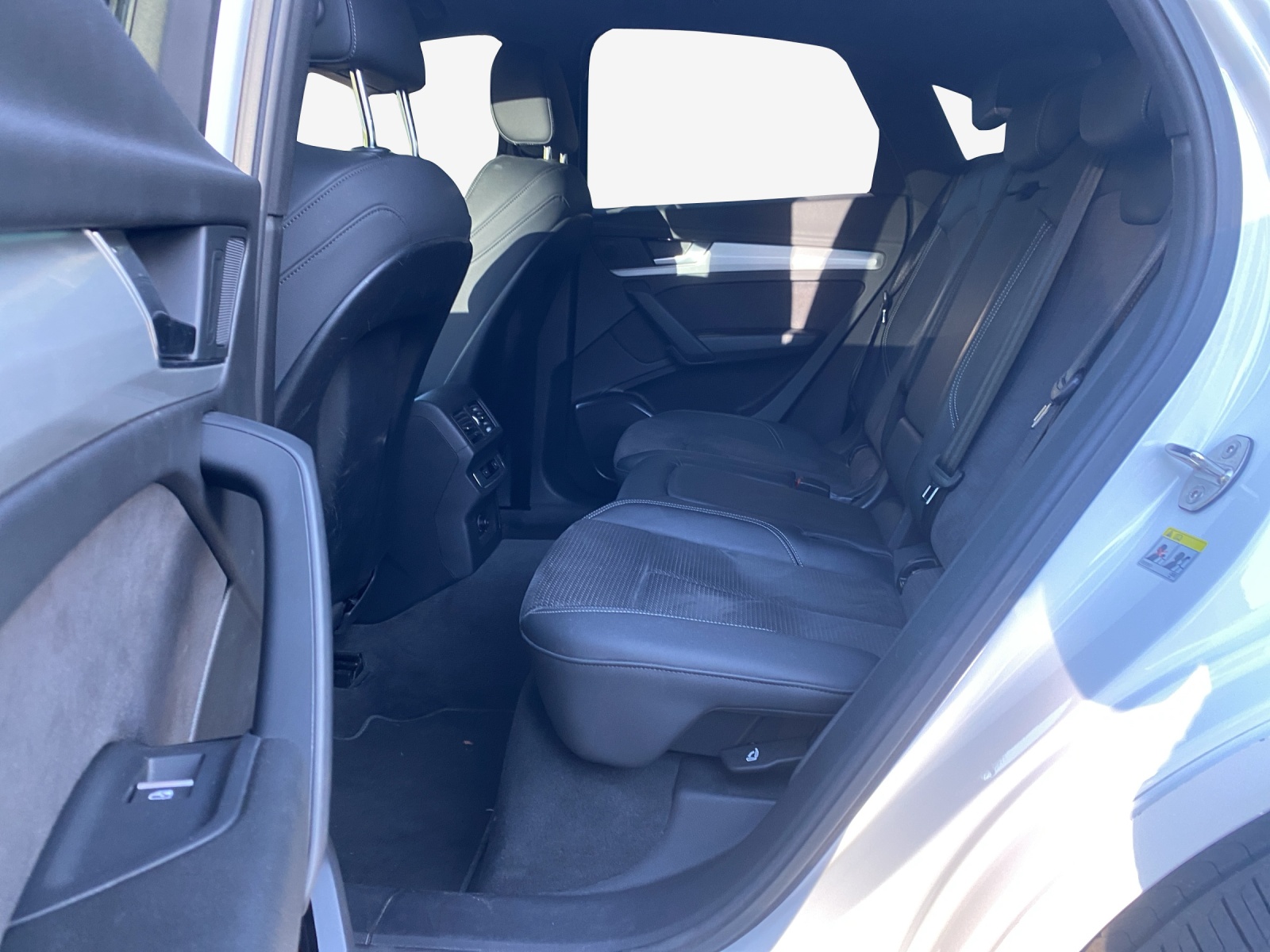 AUDI Q5 Sportback 50 TFSI e PHEV S line quattro S-tronic-image-11