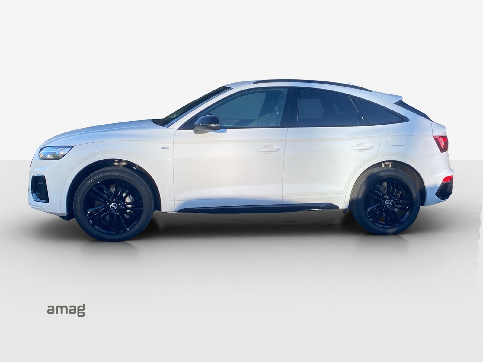 AUDI Q5 Sportback 50 TFSI e PHEV S line quattro S-tronic-image-1