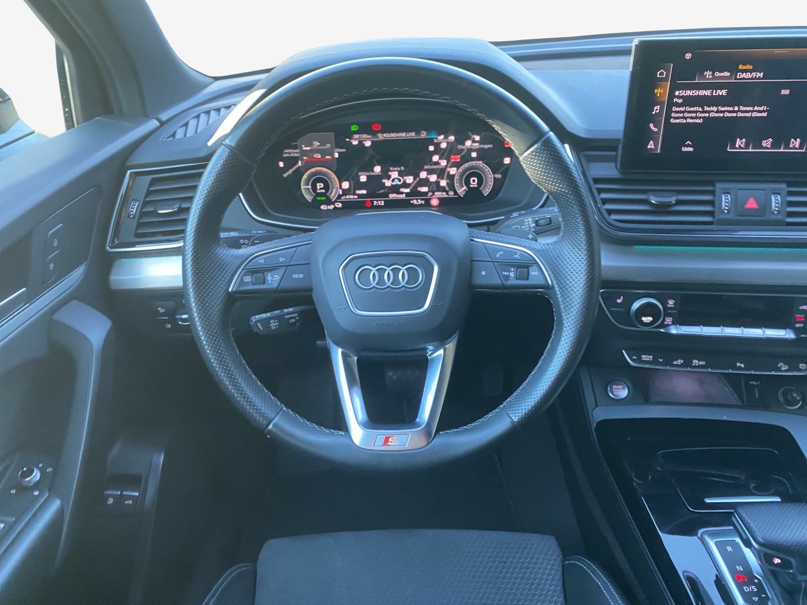 AUDI Q5 Sportback 50 TFSI e PHEV S line quattro S-tronic-image-9