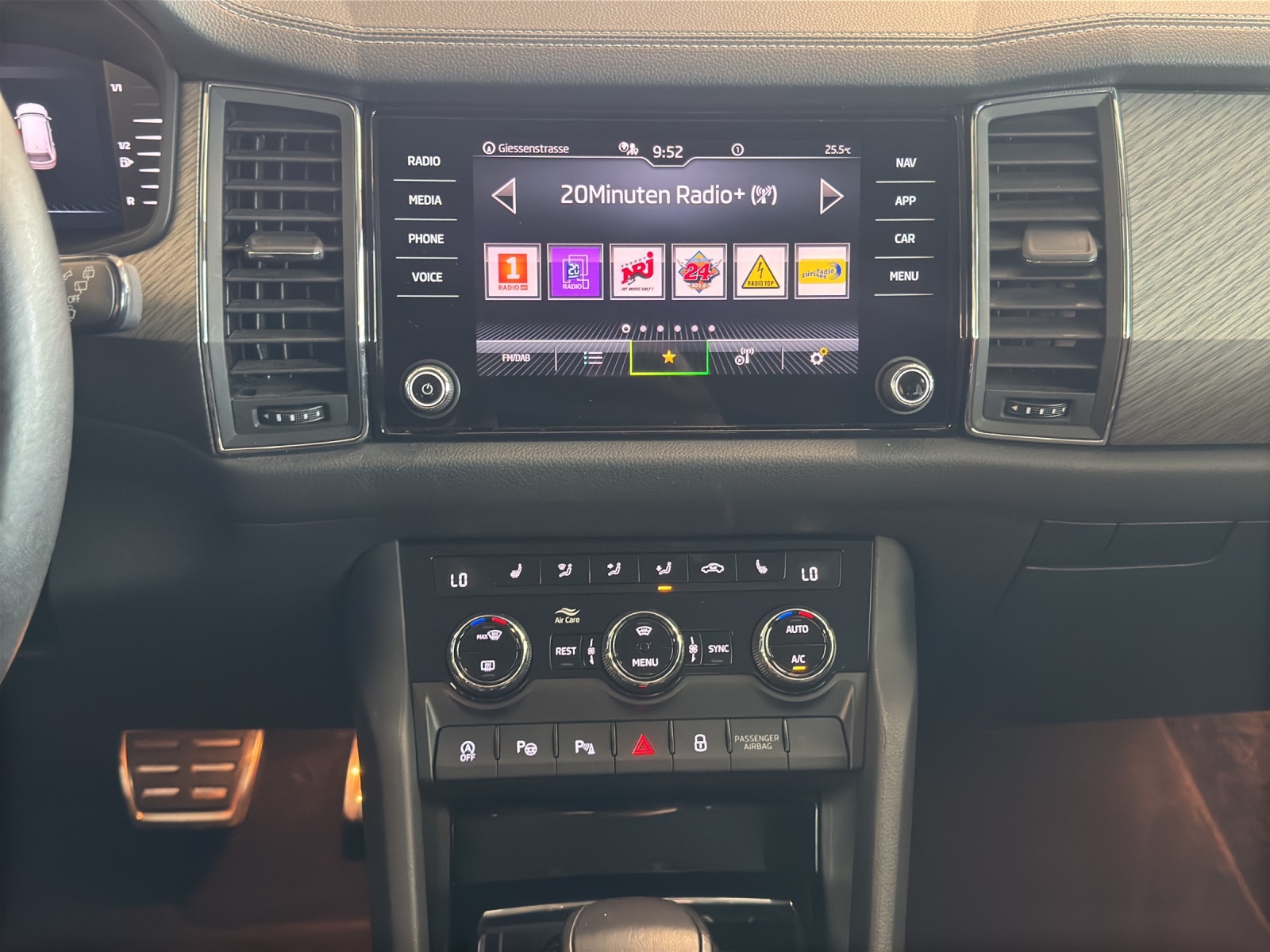 SKODA Kodiaq 2.0 TSI 4x4 Style-image-10