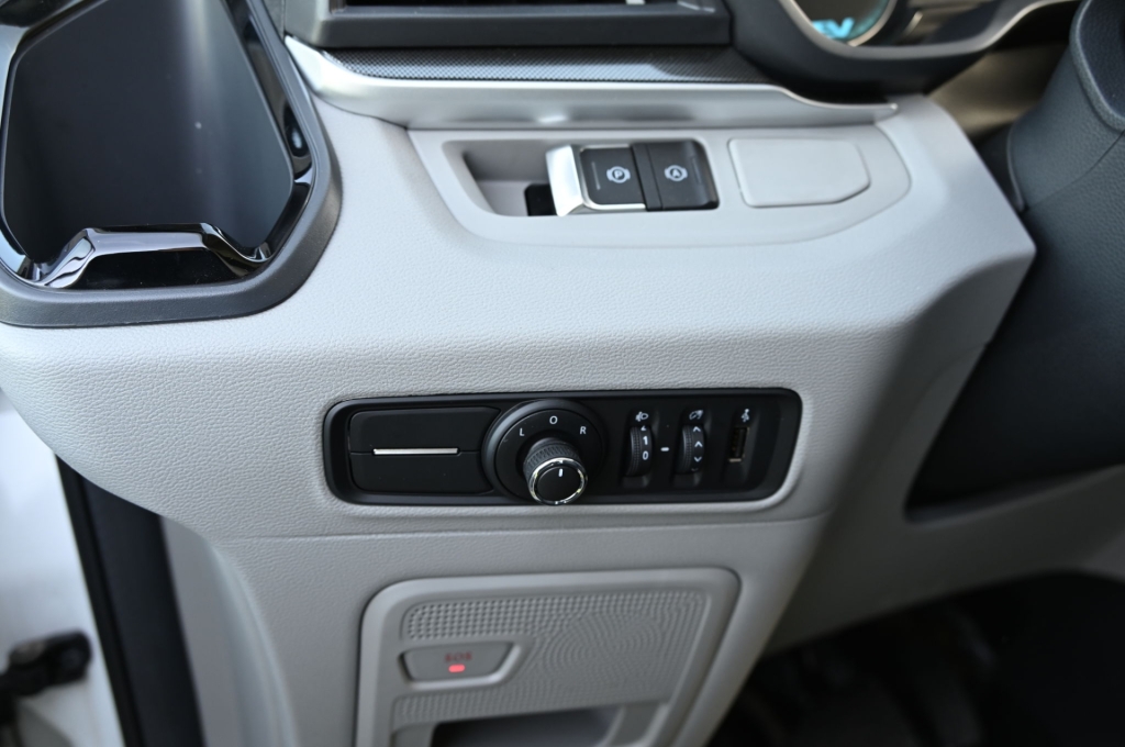 MAXUS eDeliver 9 L3H2 72kWh-image-19