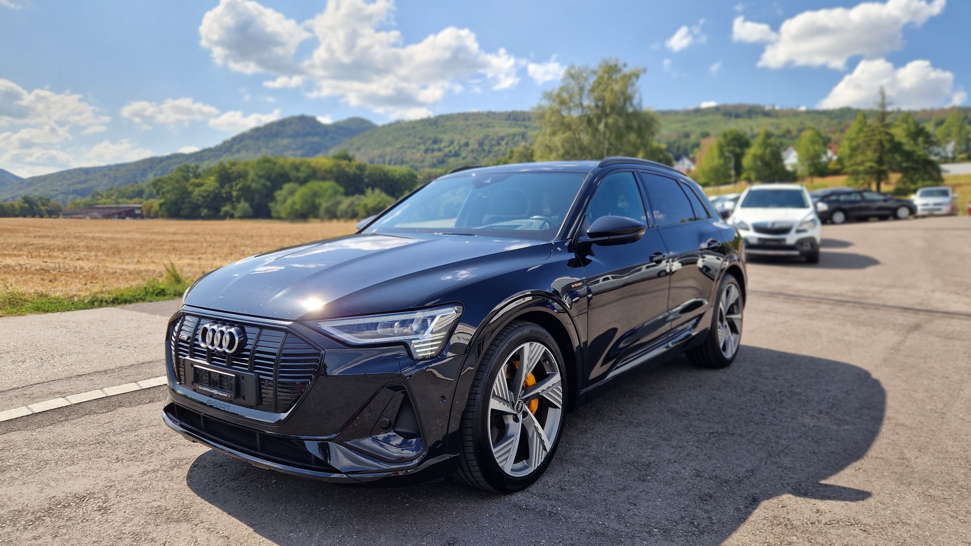 AUDI e-tron 55 S Line Black Edition quattro-image-1