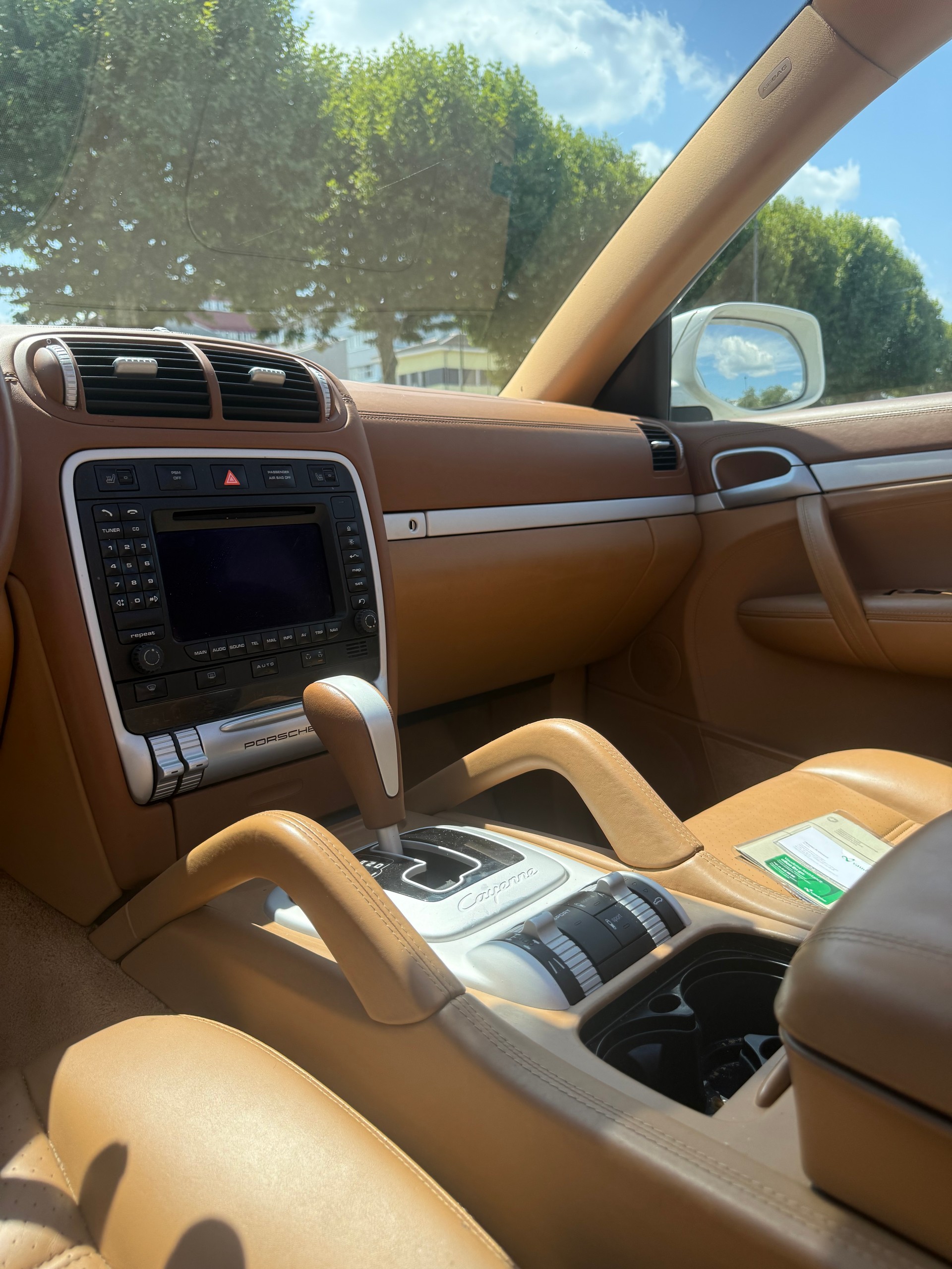 PORSCHE Cayenne S-image-12