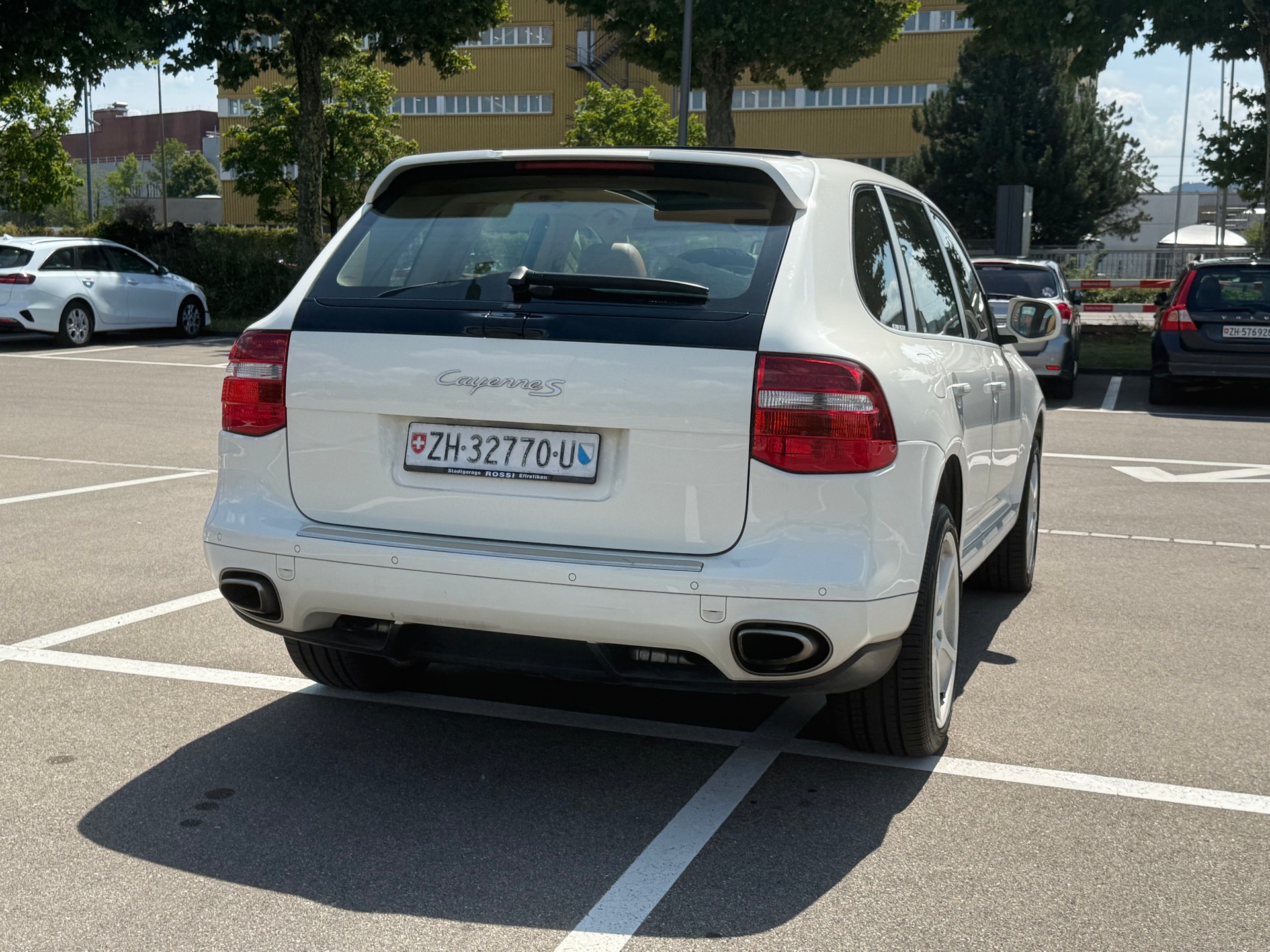 PORSCHE Cayenne S-image-5