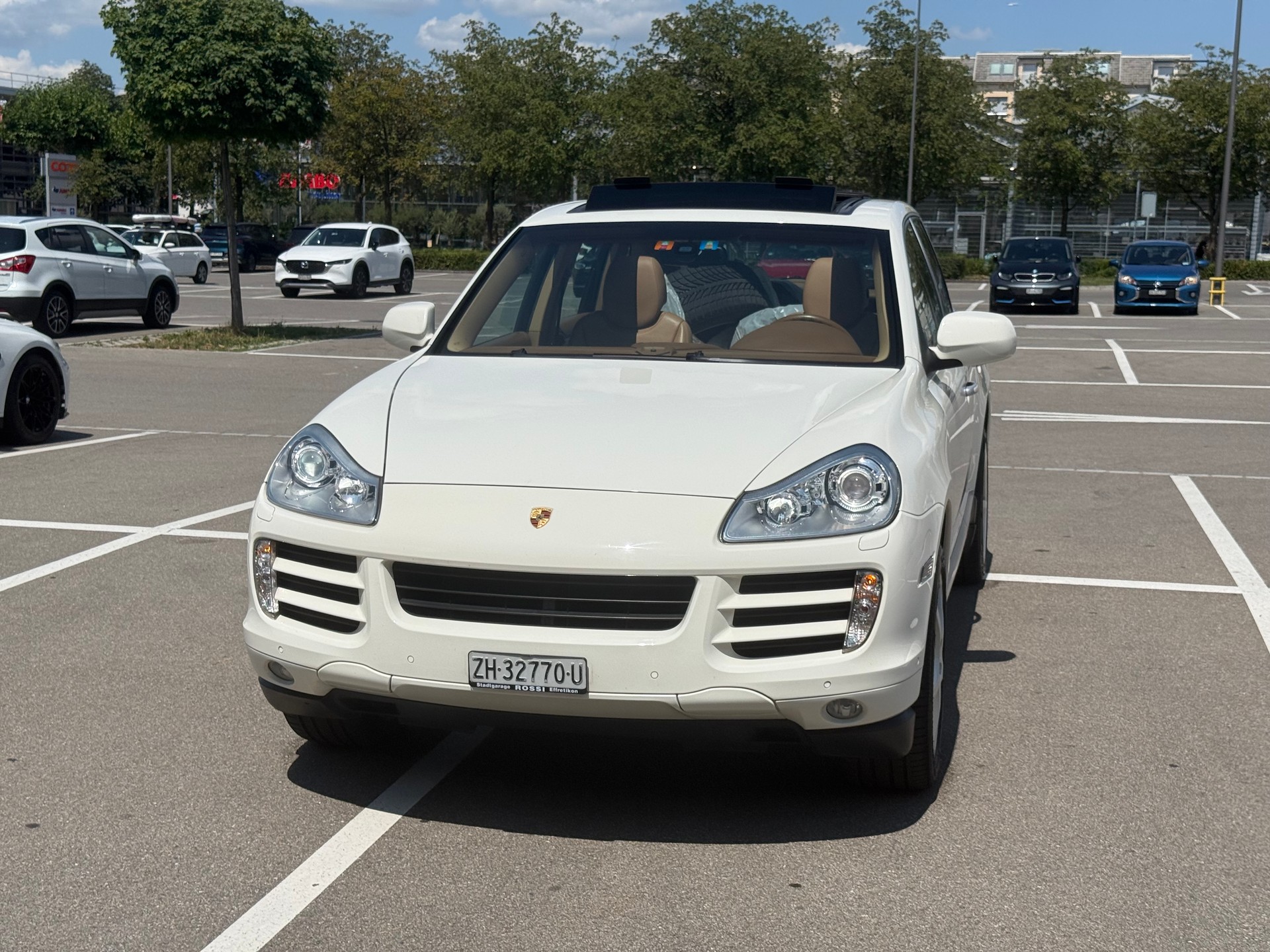 PORSCHE Cayenne S-image-1