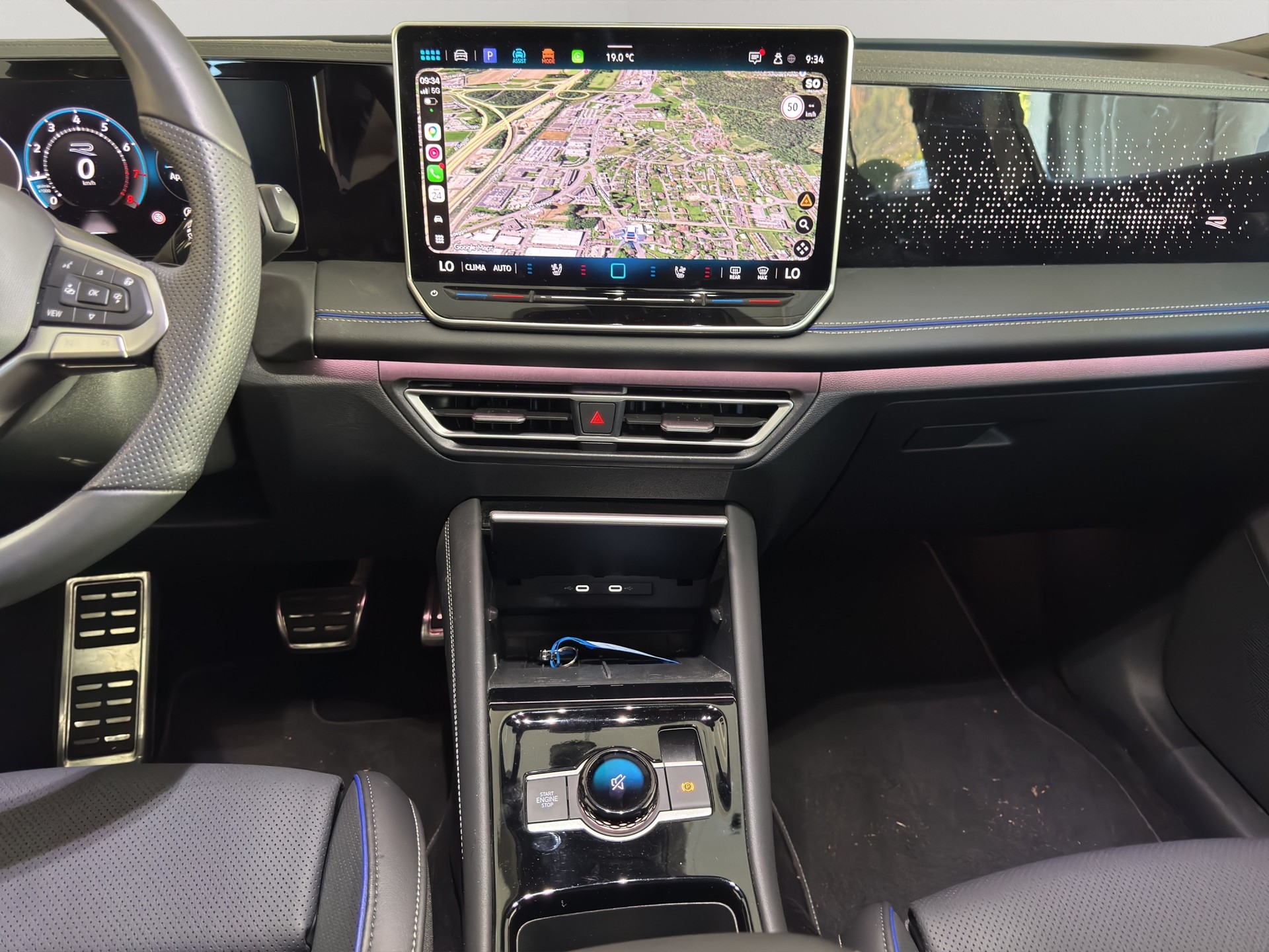 VW Tiguan 1.5 TSI evo2 mHEV R-Line DSG-image-11
