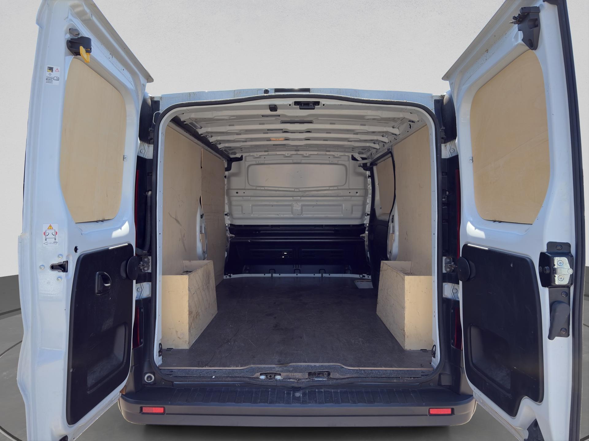 RENAULT Trafic 2.0 Blue dCi 130 Advance L2H1 EN-image-13